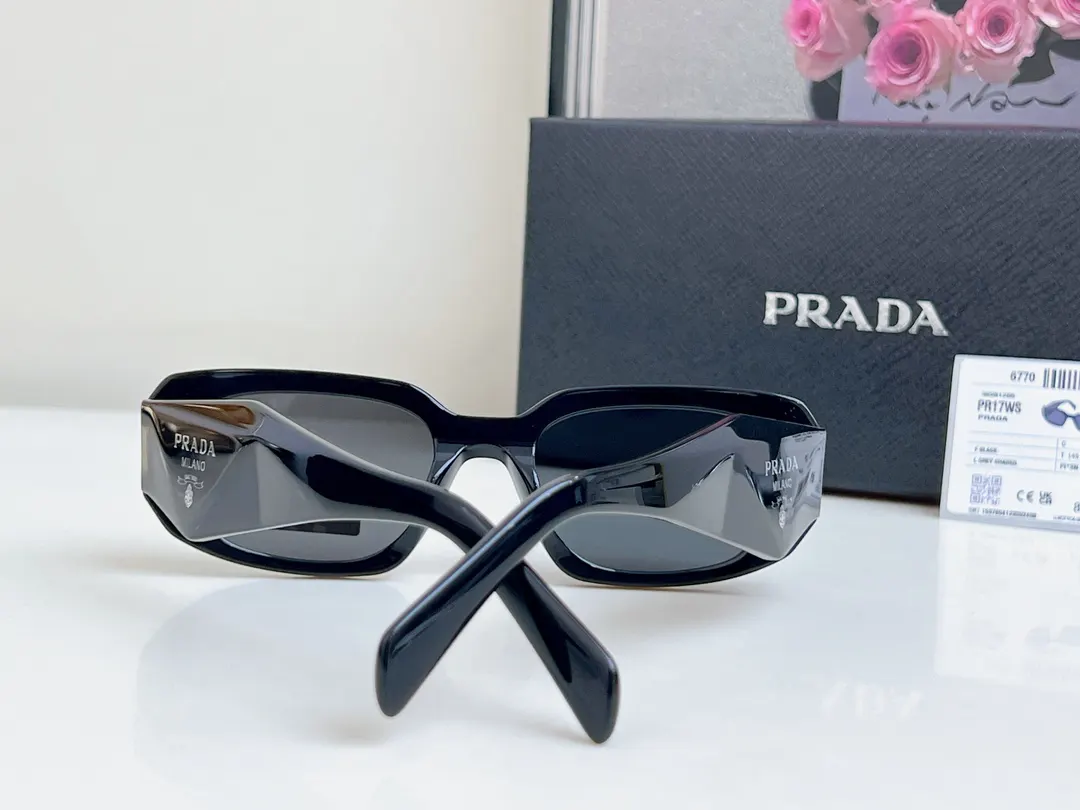 PRADA SPR17W 太阳眼镜 时尚遮阳款