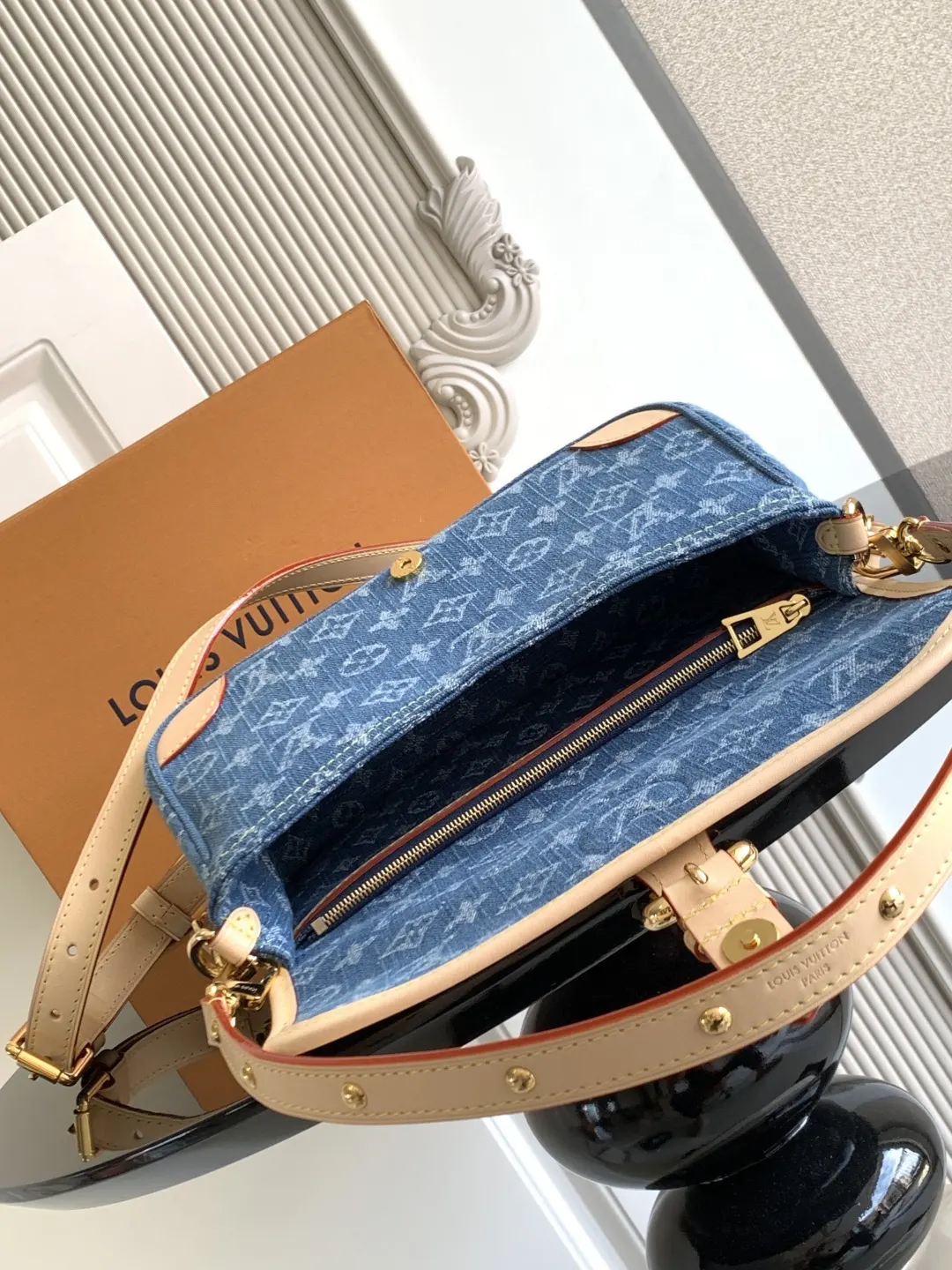 Organizer Pouch Travel Leather