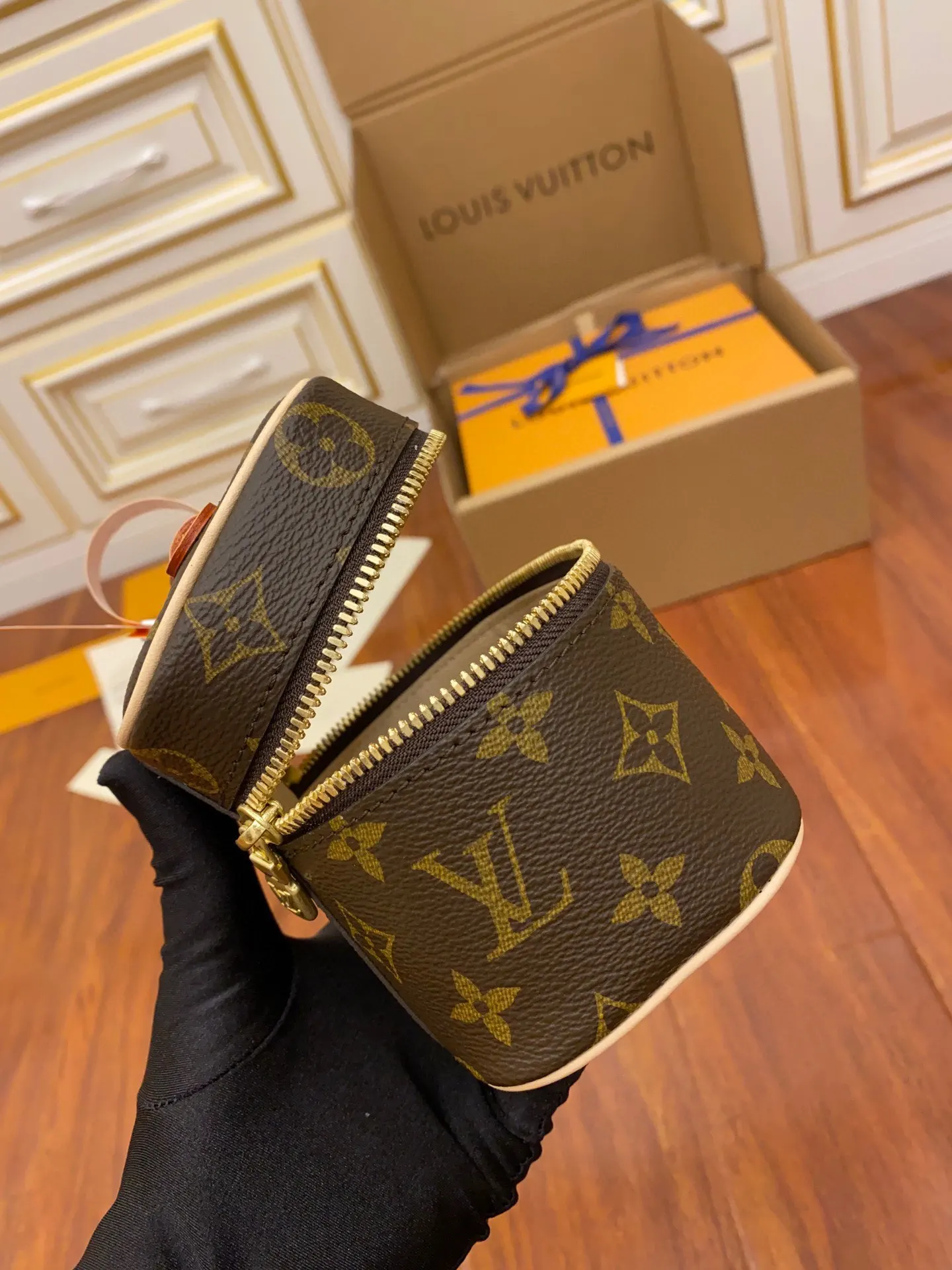 Cosmetic Pouch