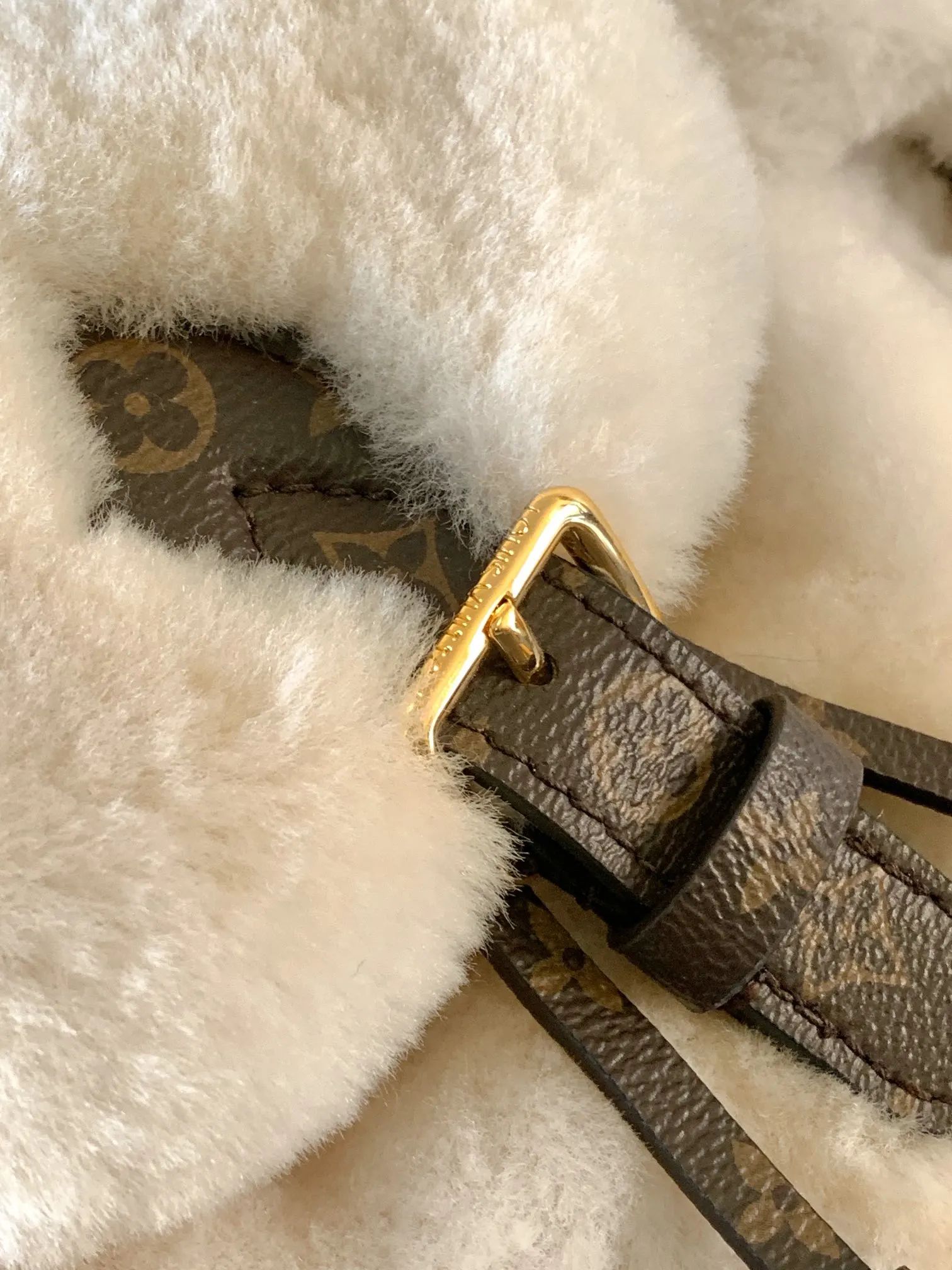 LV 帆布 Na雙肩包 实用雙肩款