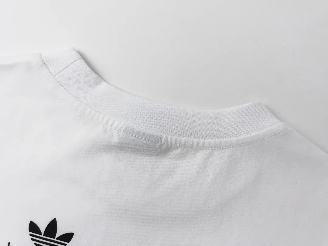 Adidas 字母 印花 短袖T恤 日常百搭款