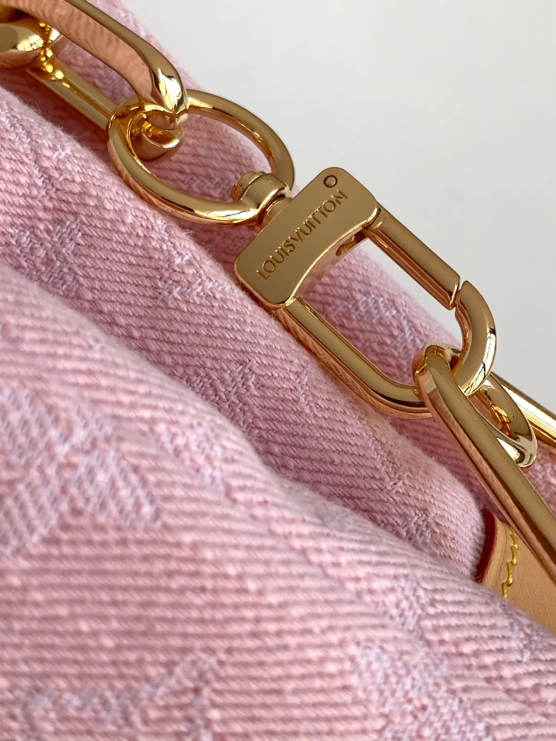 Blue Pink Chain Bag Leather