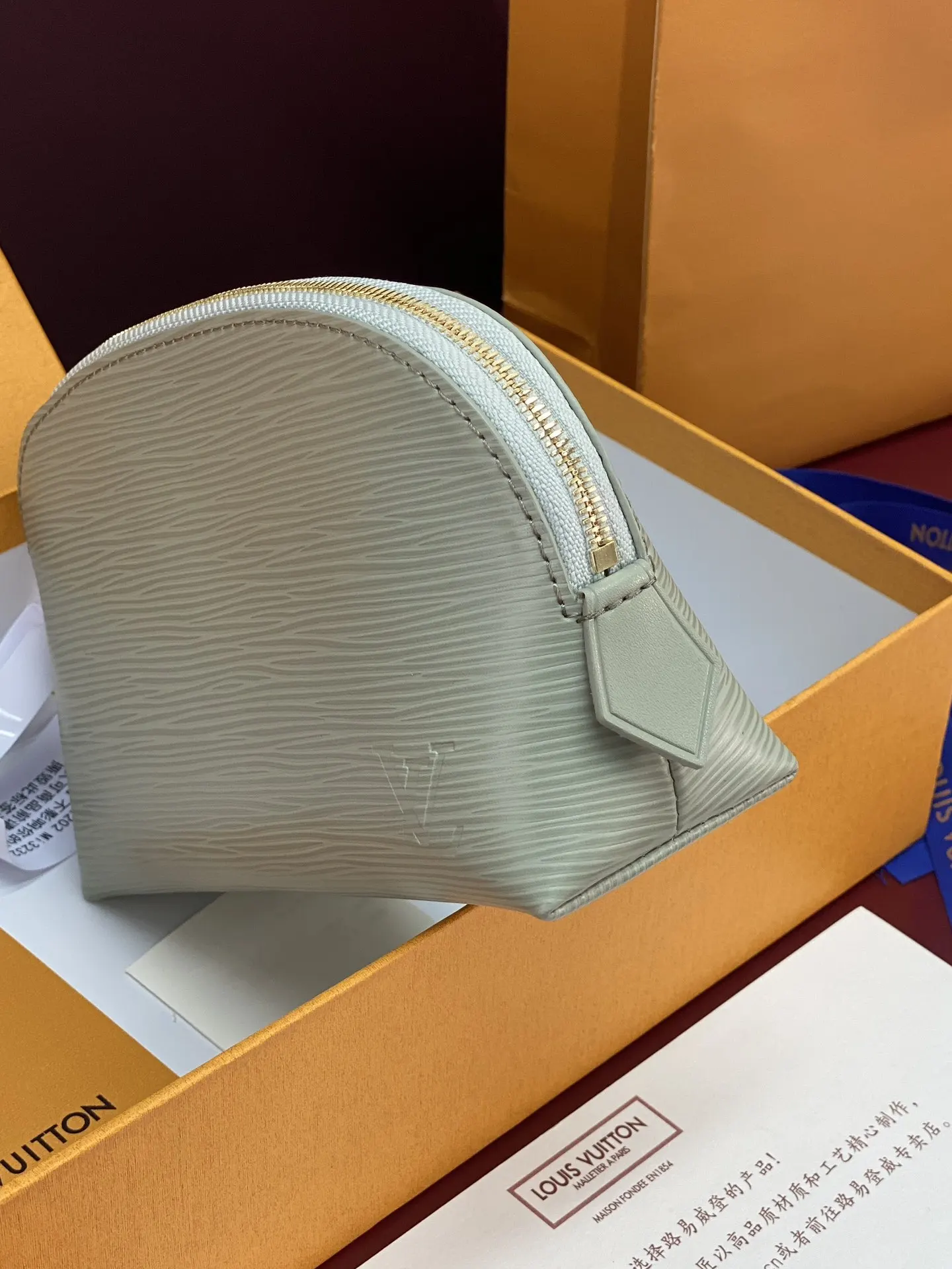 LV 綠色 皮革 化妝包 便携收納款