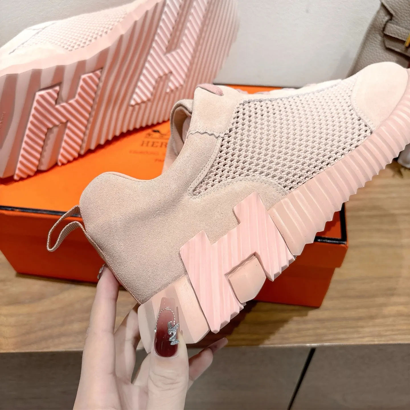 Hermès SS Sneakers