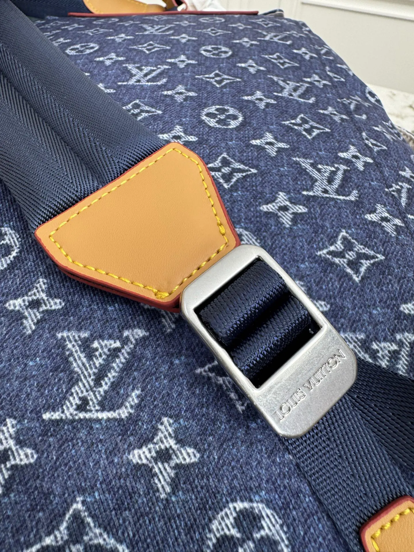 Louis Vuitton 牛仔 Monogram 雙肩包