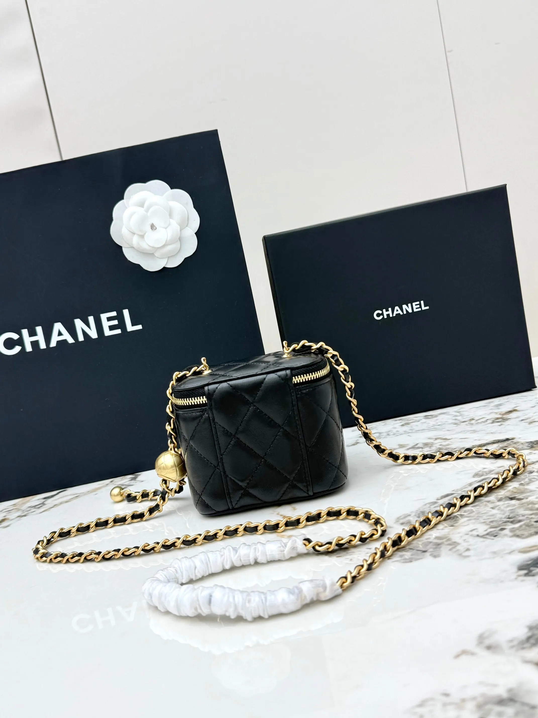 CHANEL 金色 羊皮 鏈條包 精致鏈條款
