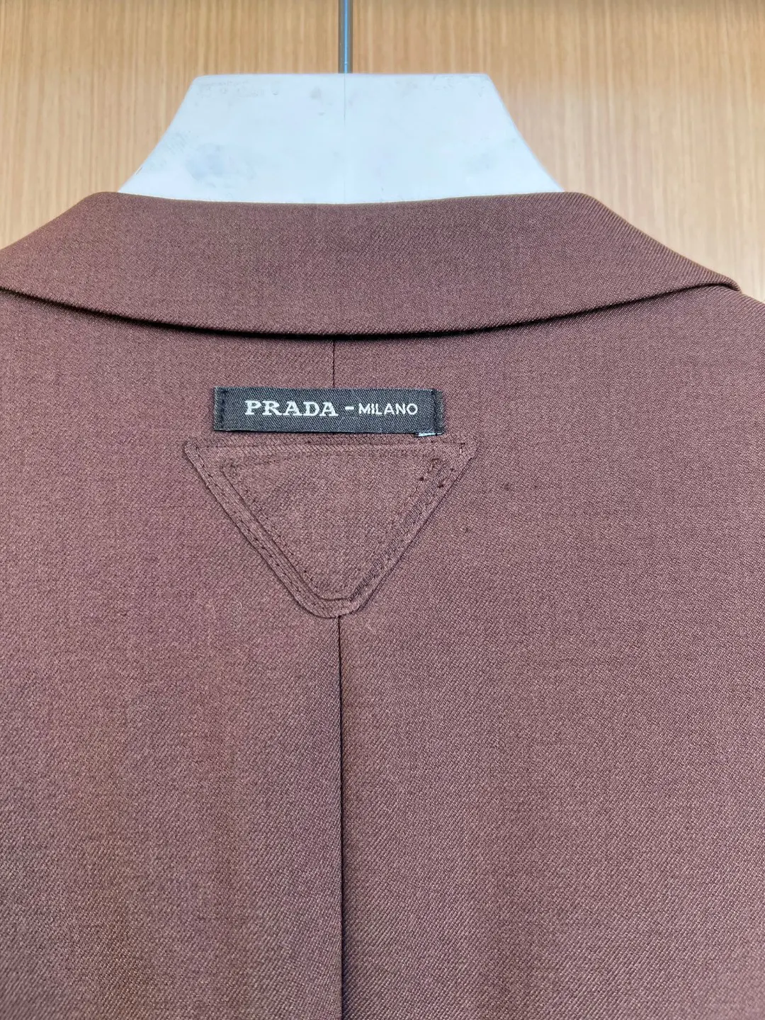 Prada 三角标 西装套装