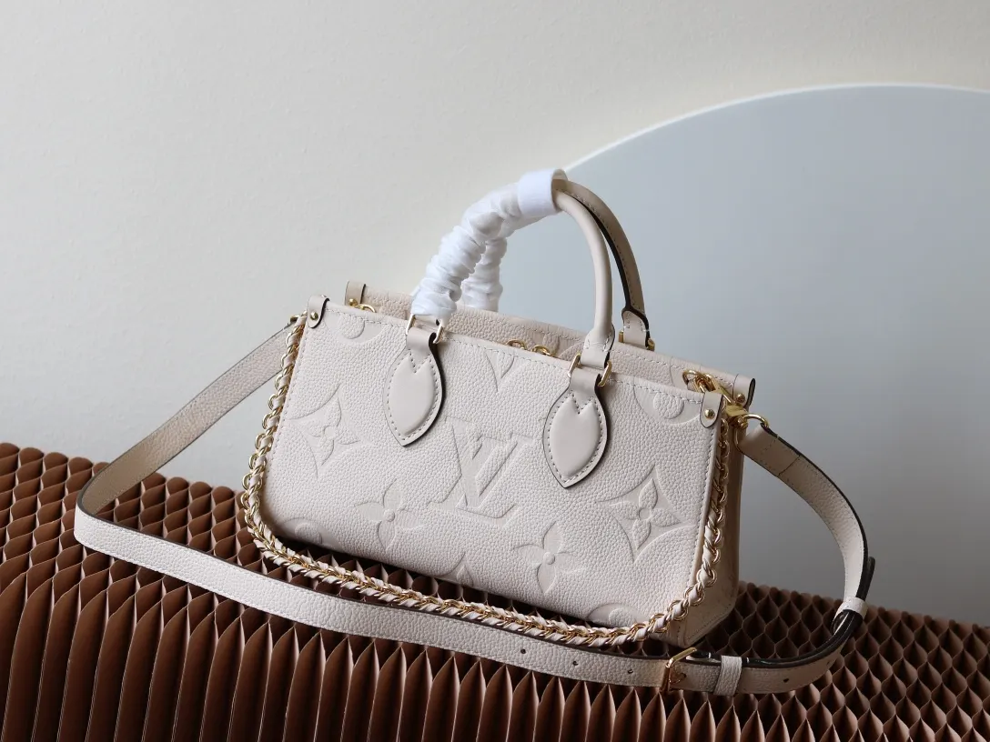 Black Gray Chain Bag