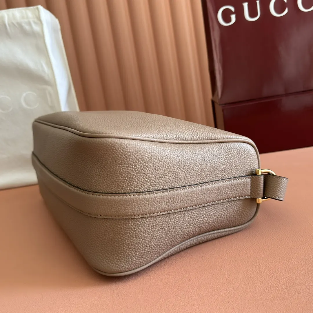 Gucci Brown Gold Hobo Shoulder Bag Vintage Leather