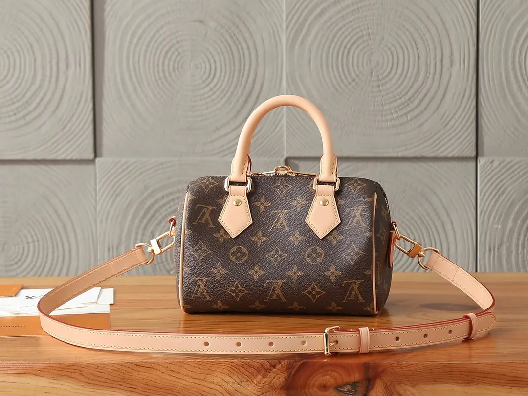 LV Speedy 旅行袋 大容量出行款(數字3) LV Speedy 旅行袋 大容量出行款(數字3)