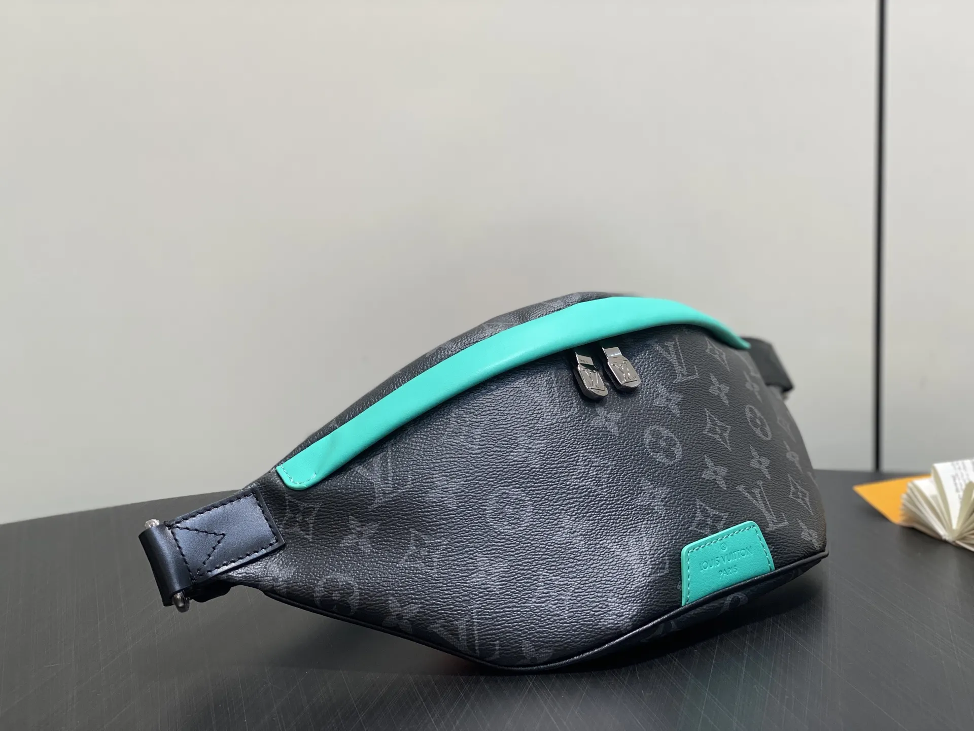 Green Crossbody Bag Lightweight Canvas