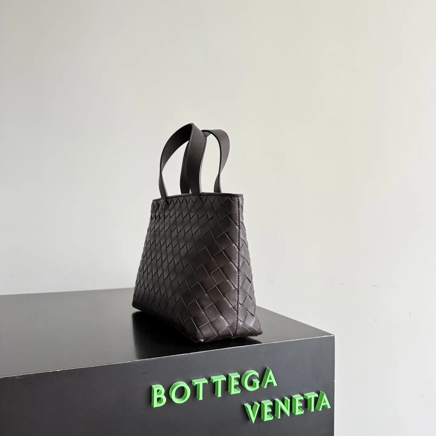 Bottega Veneta 牛皮 托特包 大容量托特款
