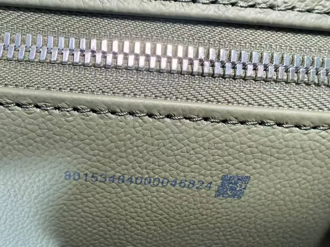 綠色 牛皮 玫瑰 Rimowa全牛皮款 distinct系 行李箱 旅行拉杆款 輕便出行款