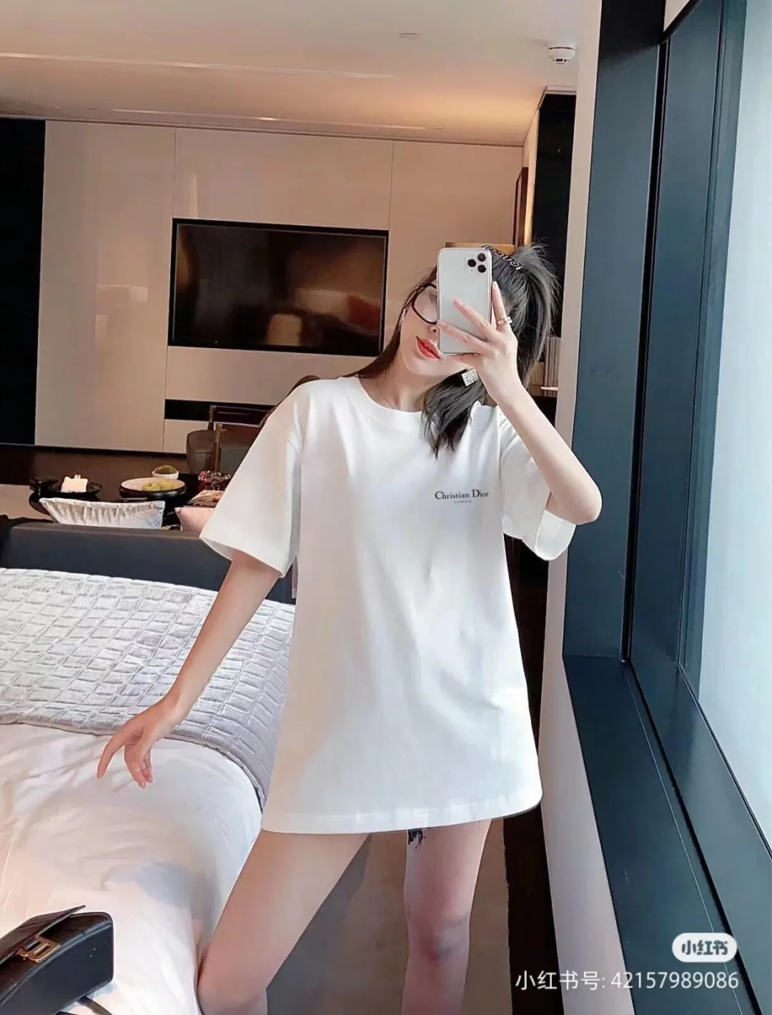 Dior 白色小标短袖T恤 简约休閒款