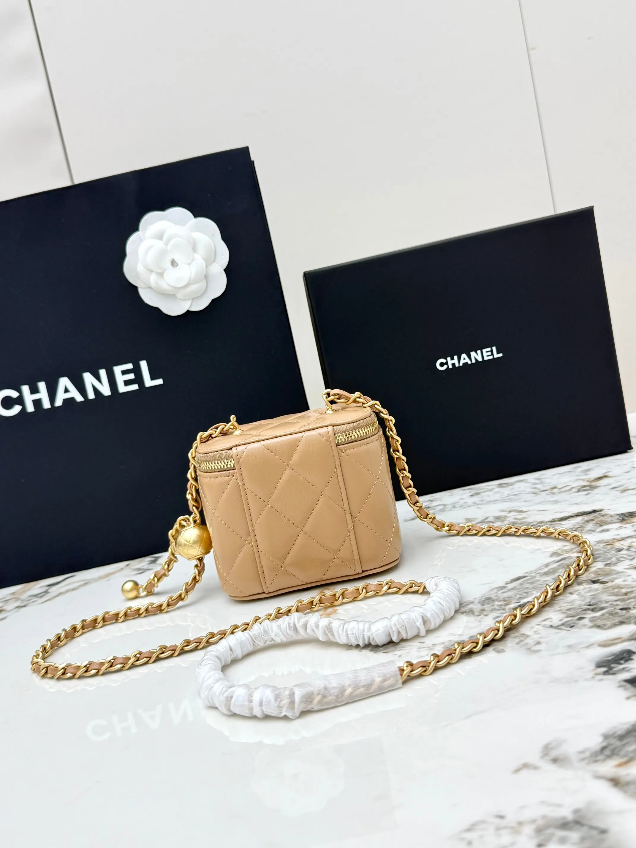 CHANEL 金色 羊皮 链条包 精致链条款