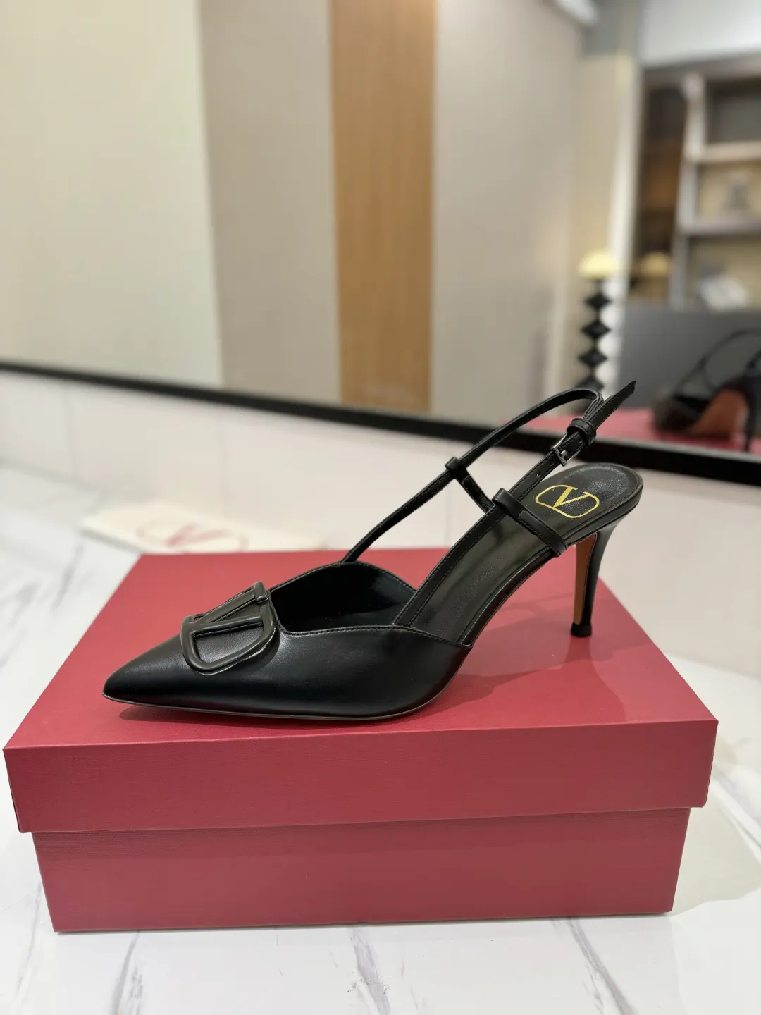 Valentino 金色 拖鞋 轻便舒适款 款03