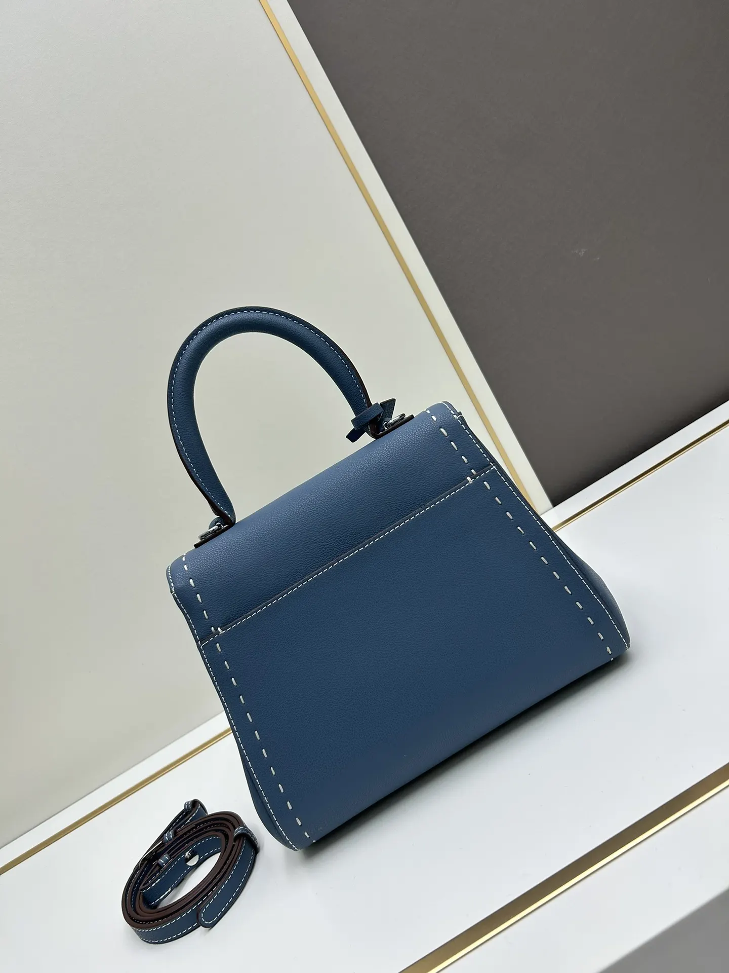 Delvaux 焦糖色 小牛皮 手提包 通勤手提款