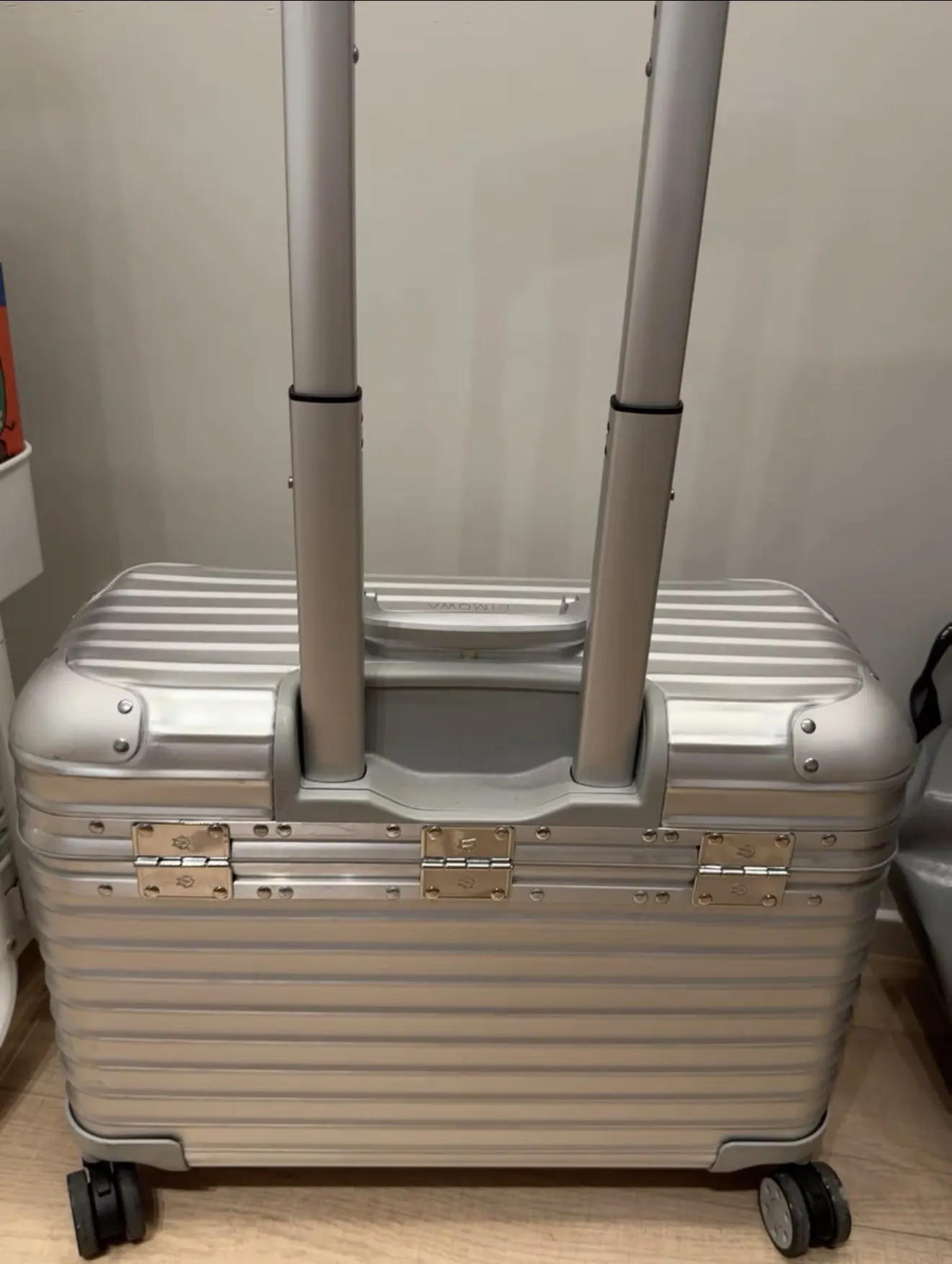 机长箱 行李箱 旅行拉杆款 輕便出行款(數字5) 机长箱 行李箱 旅行拉杆款 輕便出行款(數字5)