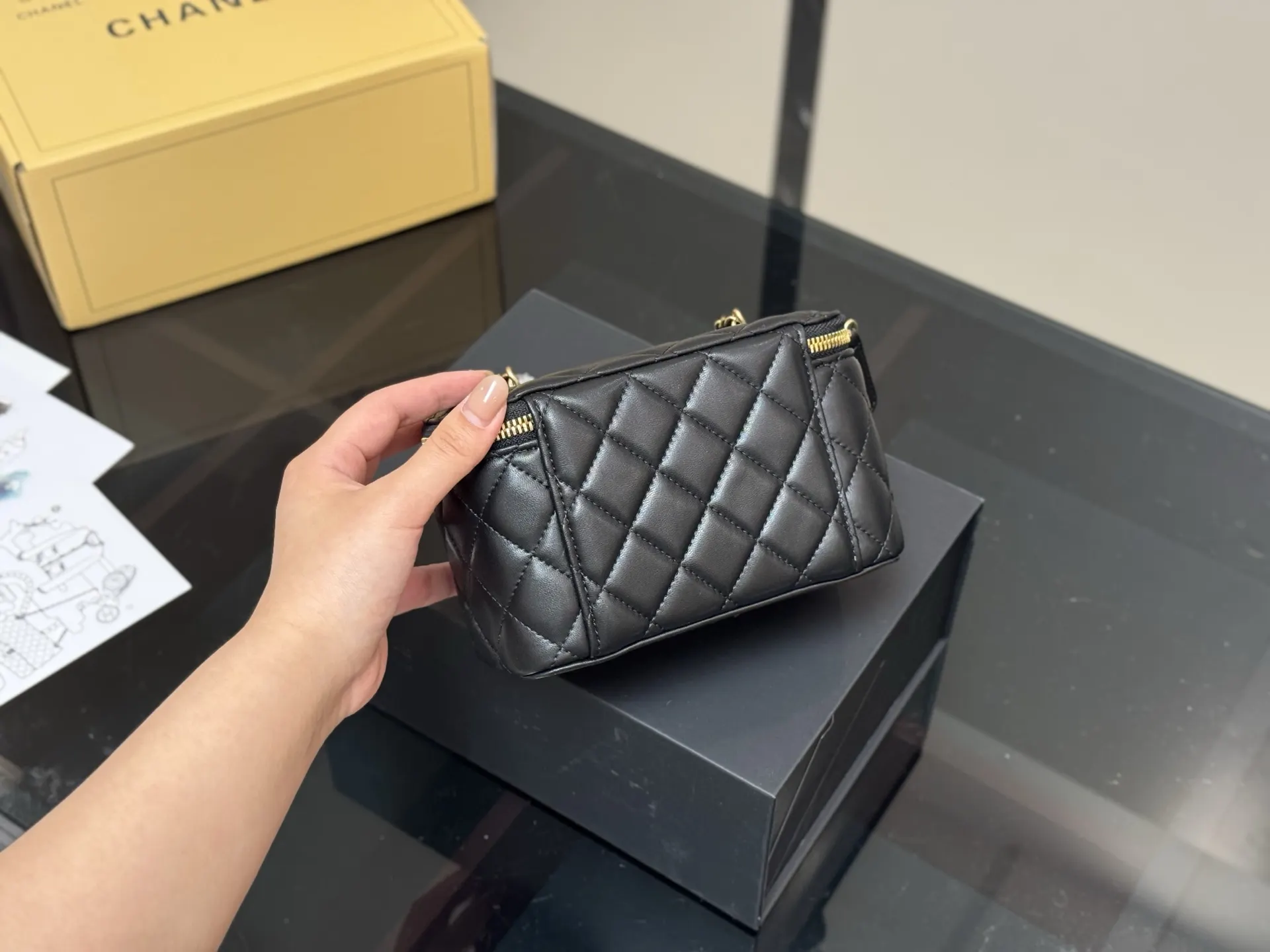CHANEL 升级 斜挎包 轻便斜挎款