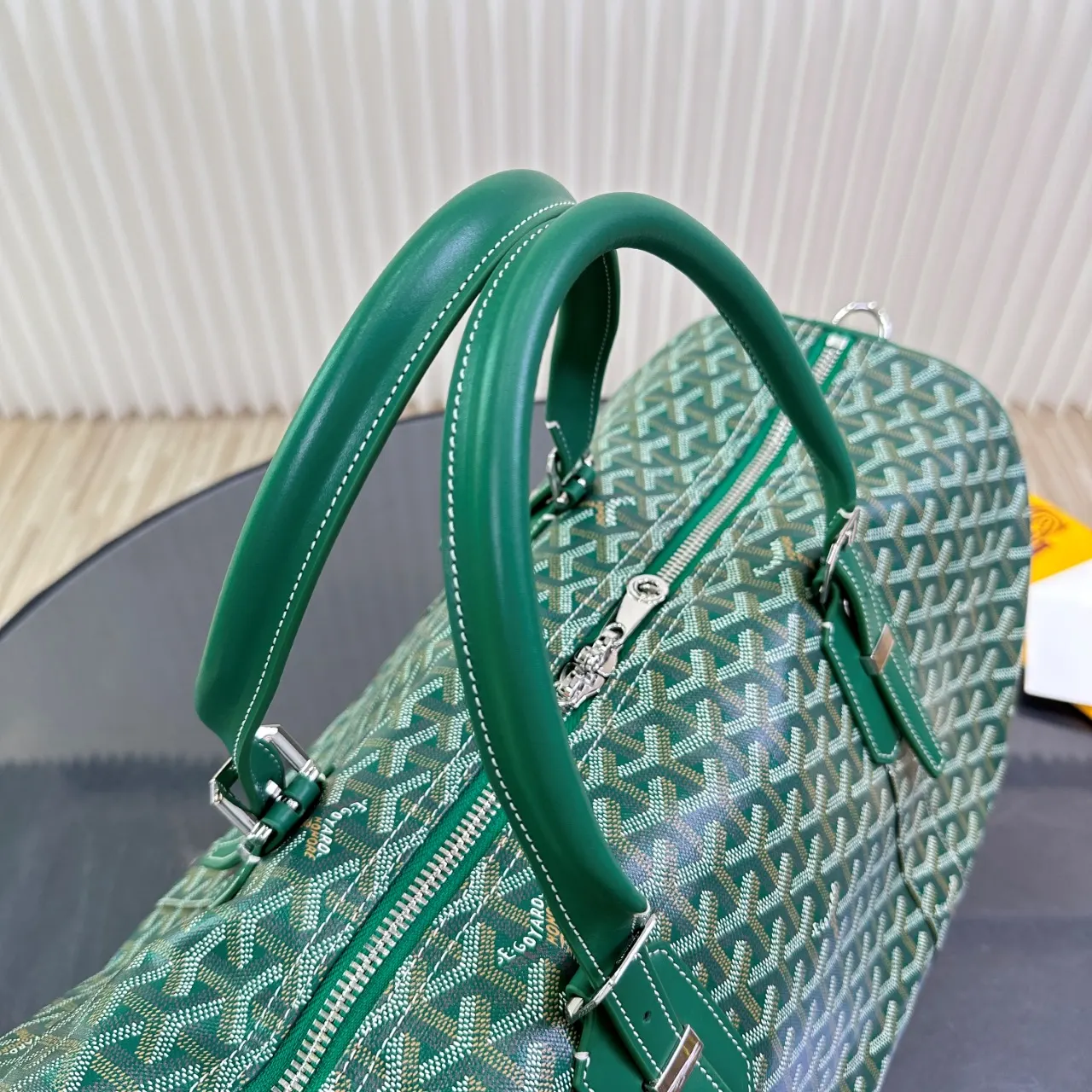 Goyard 黃色 BOSTON 旅行袋適合在机舱内使用 通过搭 一 大容量旅行款(數字9) Goyard 黃色 BOSTON 旅行袋適合在机舱内使用 通过搭 一 大容量旅行款(數字9)