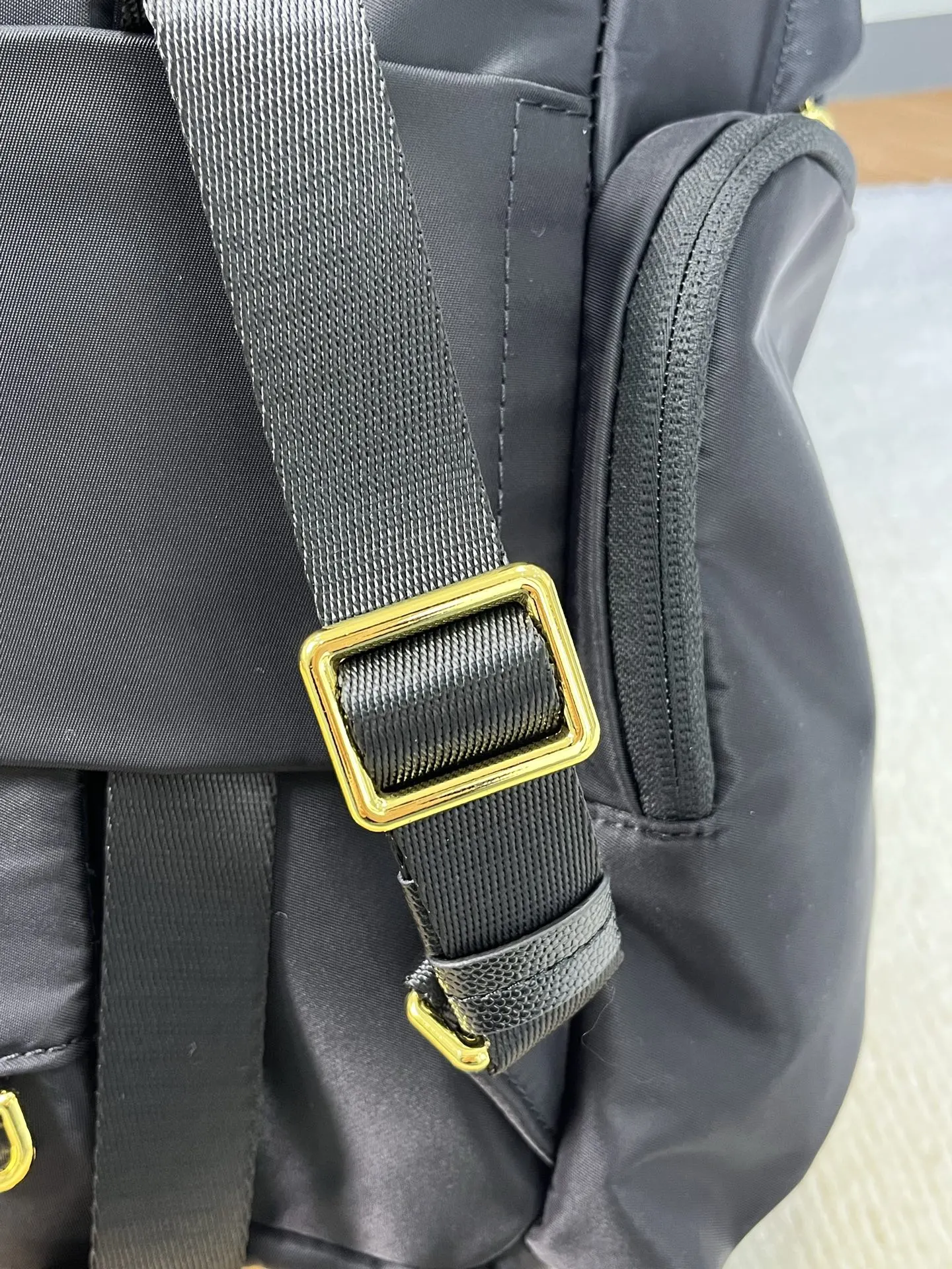 Gold Organizer Pouch Travel