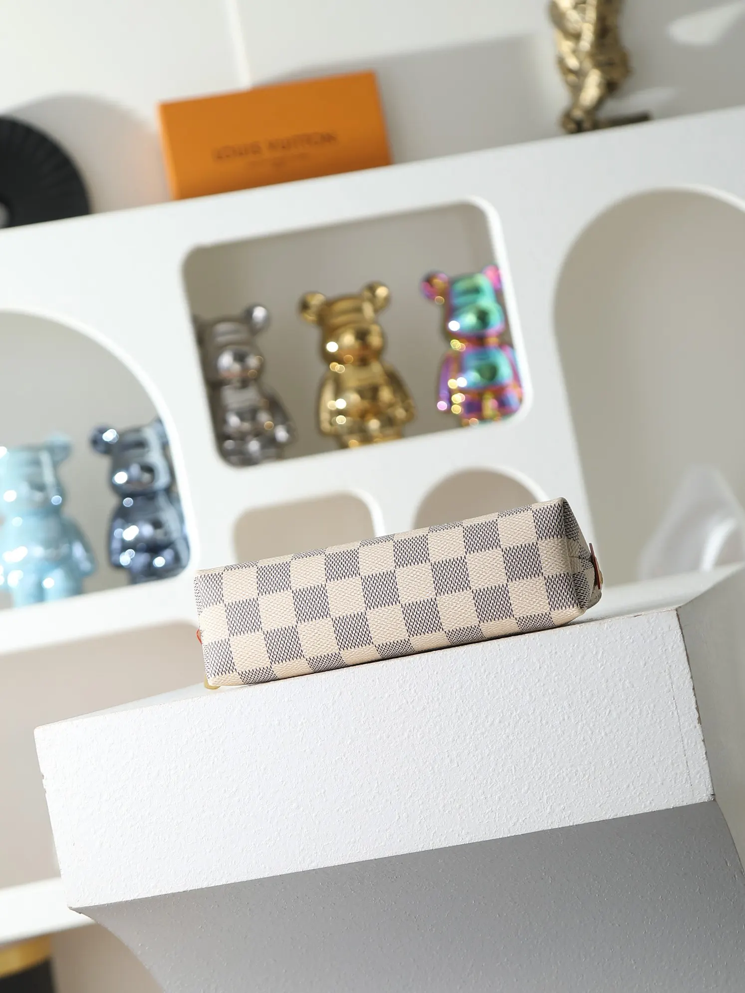 LV 白色棋盘格翻盖包 金链单肩款｜ORBUYBAG 岚奢包高端时尚精品