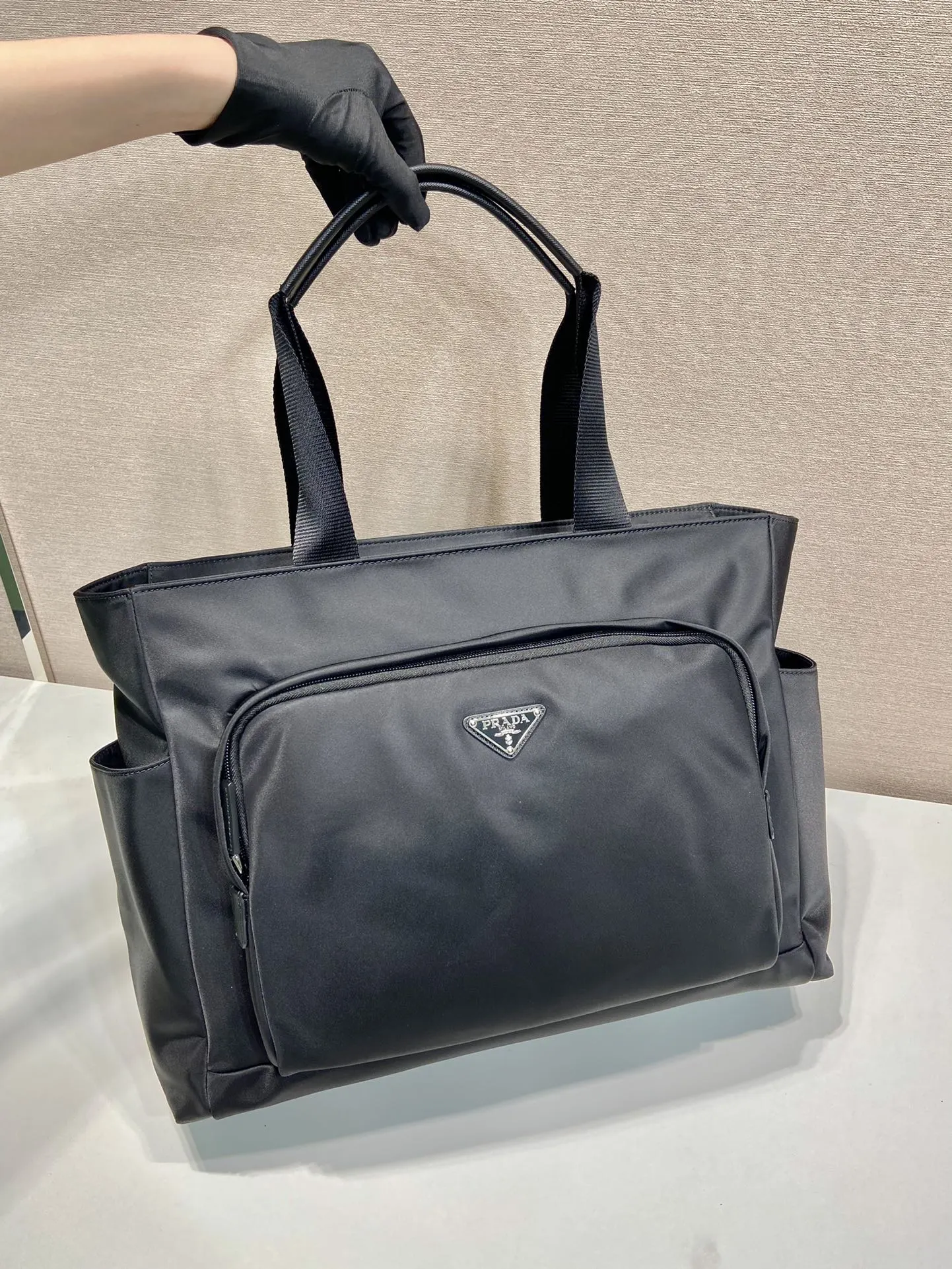 PRADA 2VG097 Re-Nylon尼龙 托特包 通勤百搭款
