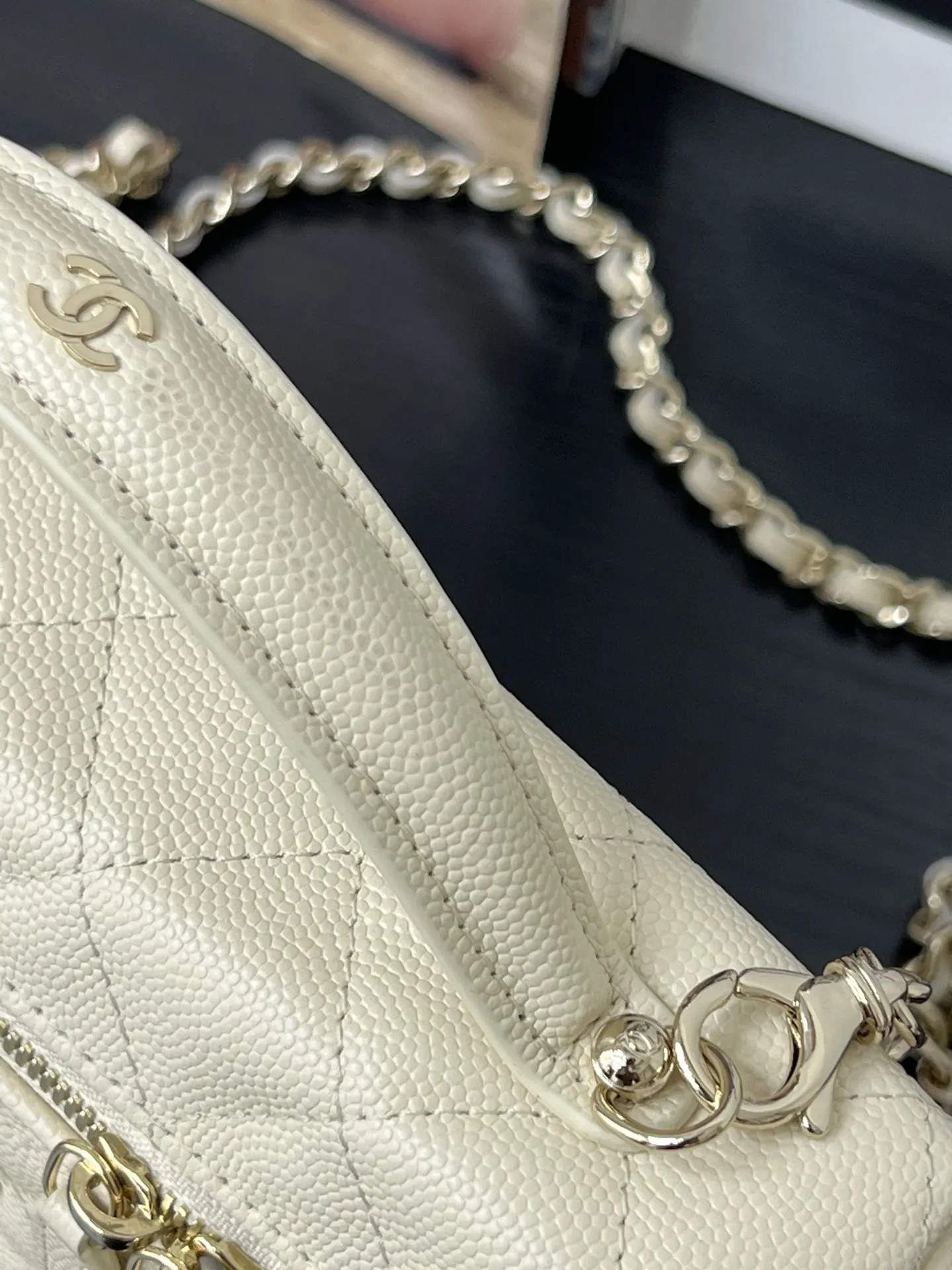 Chanel 小牛皮19 Bag鏈條包 單肩斜挎(數字7) Chanel 小牛皮19 Bag鏈條包 單肩斜挎(數字7)