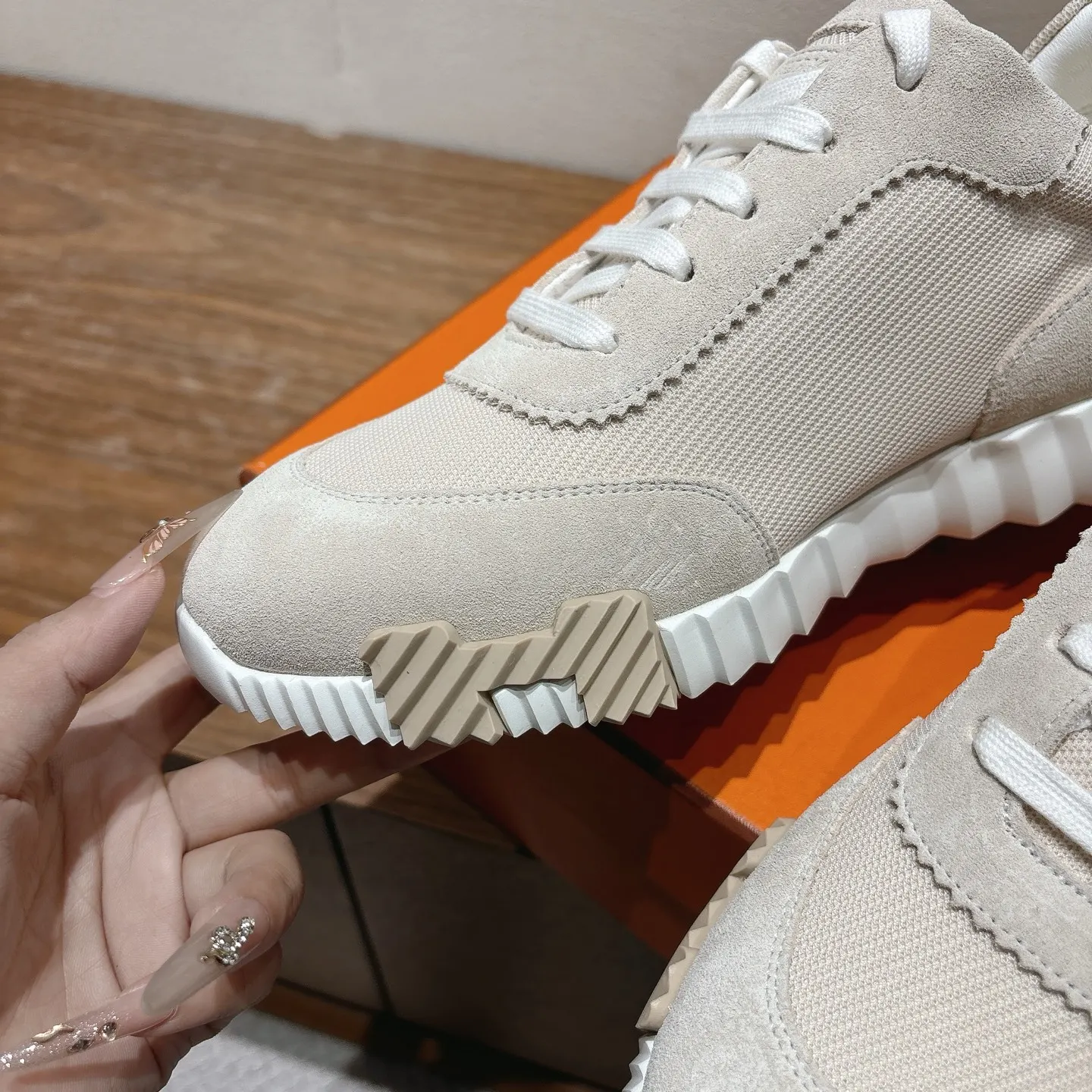 Hermès SS 运动鞋(數字7) Hermès SS 运动鞋(數字7)