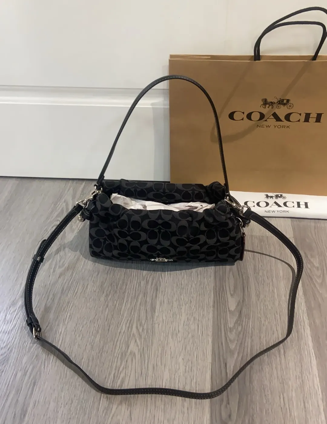 Coach Bag00011 Style Image 4 Coach Bag00011 Style Image 4