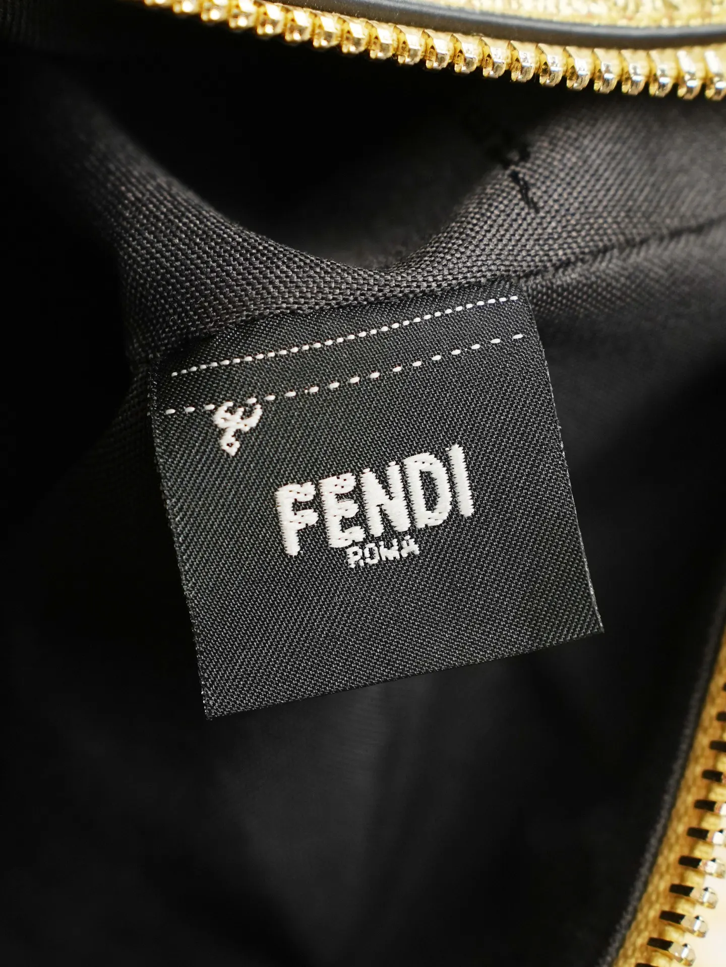 可调节长肩带尺寸 FEND 腋 腋下包 复古腋下背款