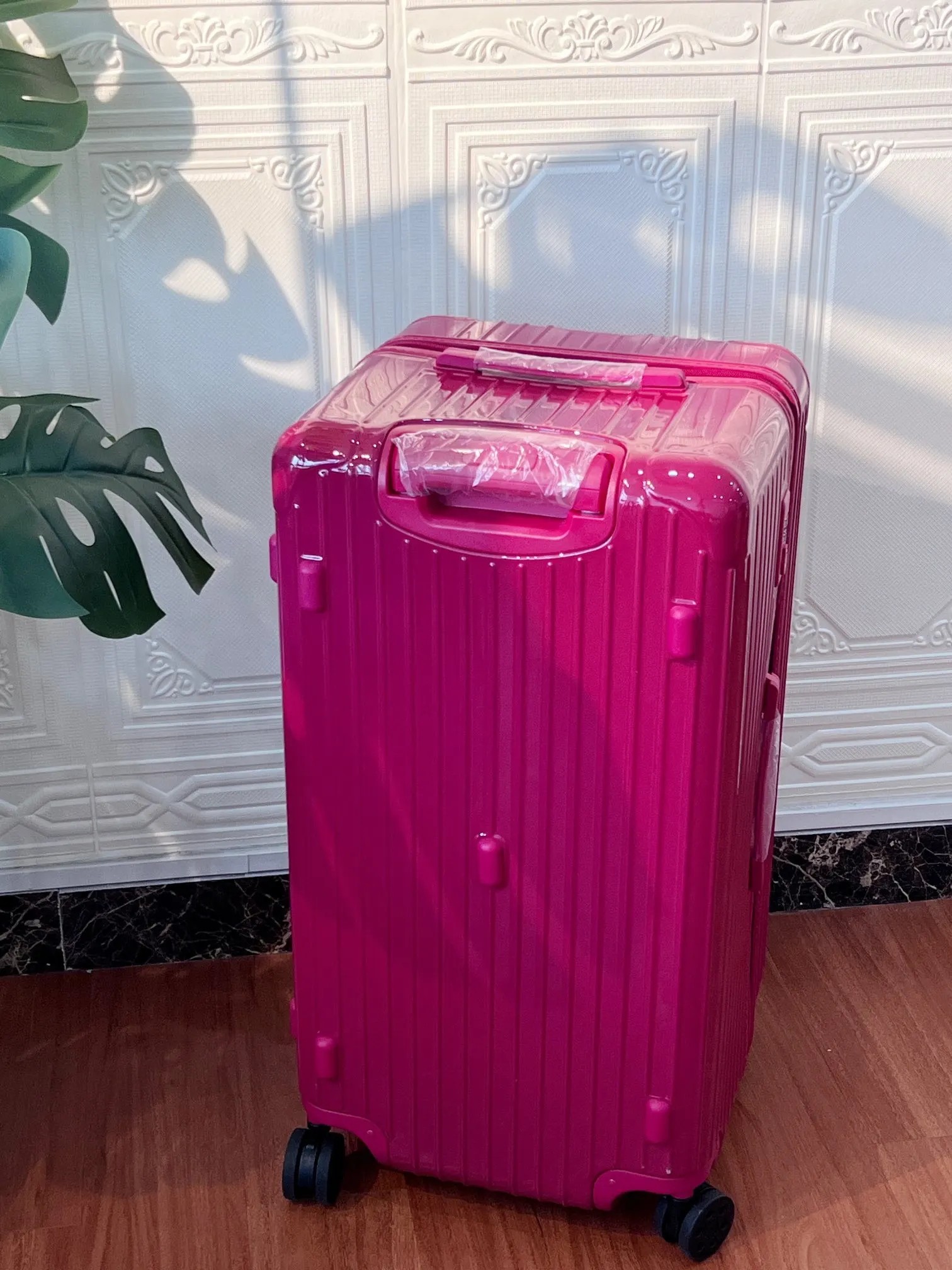 黑色 白色 日默瓦rimowa拉杆箱行李箱登机箱旅行箱方胖子運動 旅行拉杆款 輕便出行款