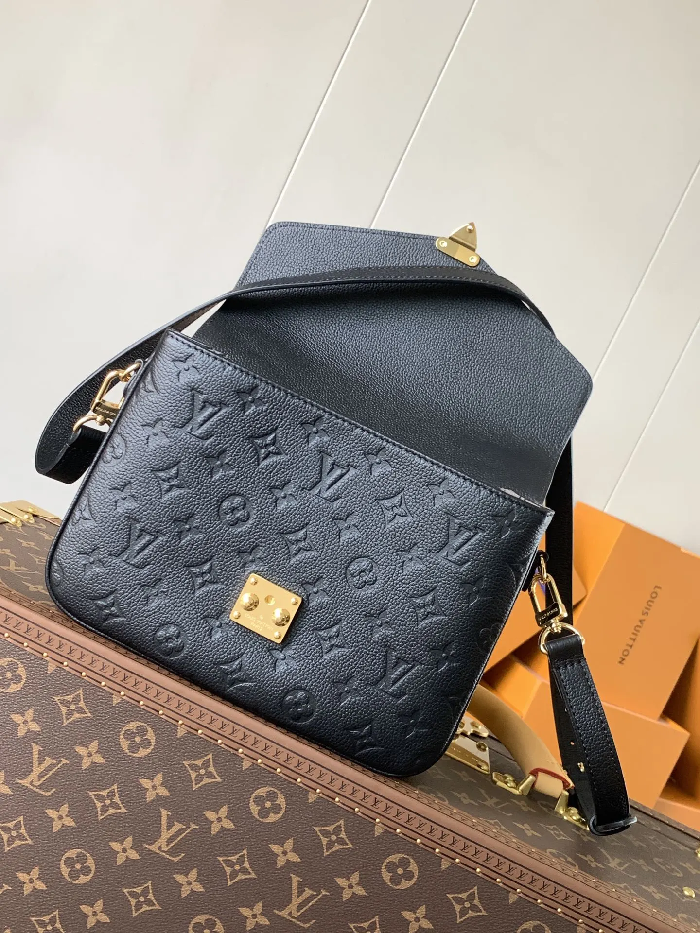 Louis Vuitton Métis 黑杏配色 雙肩包 復古