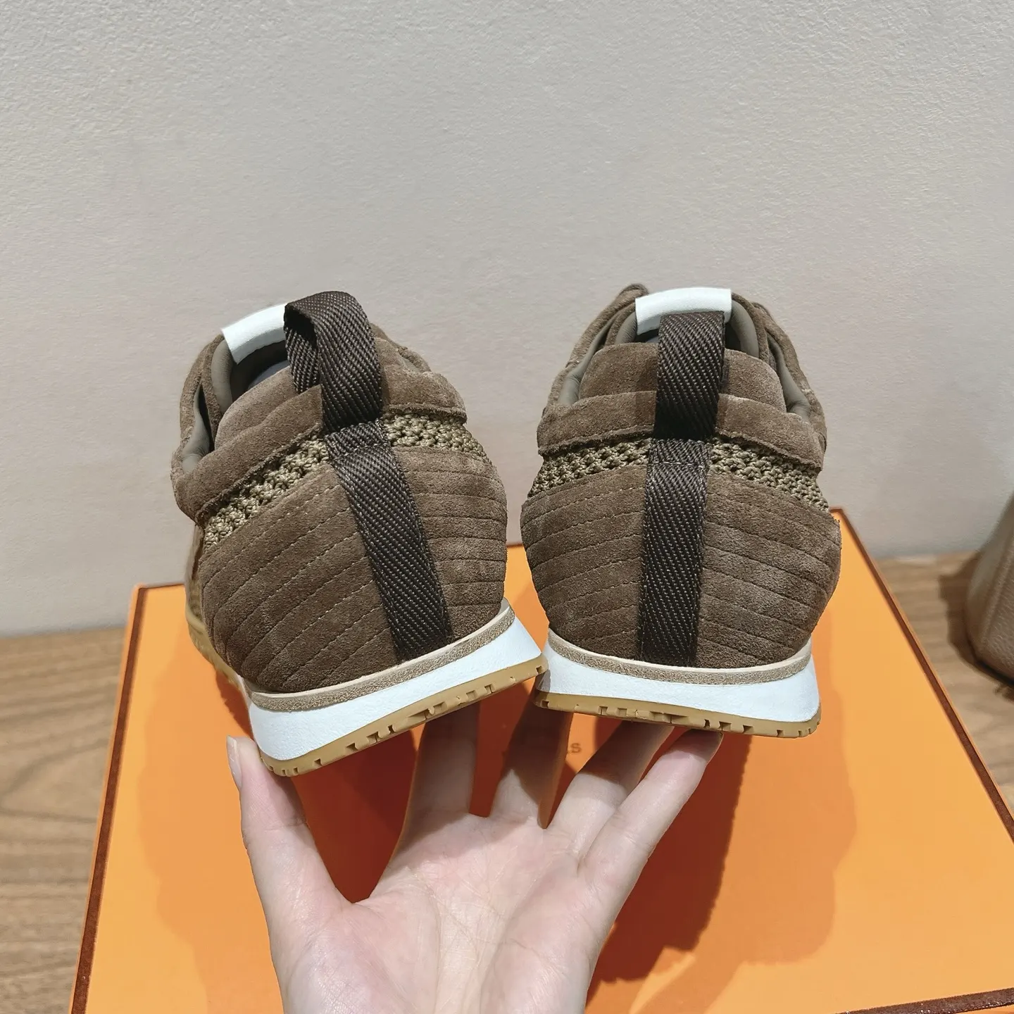 Hermès SS 运动鞋