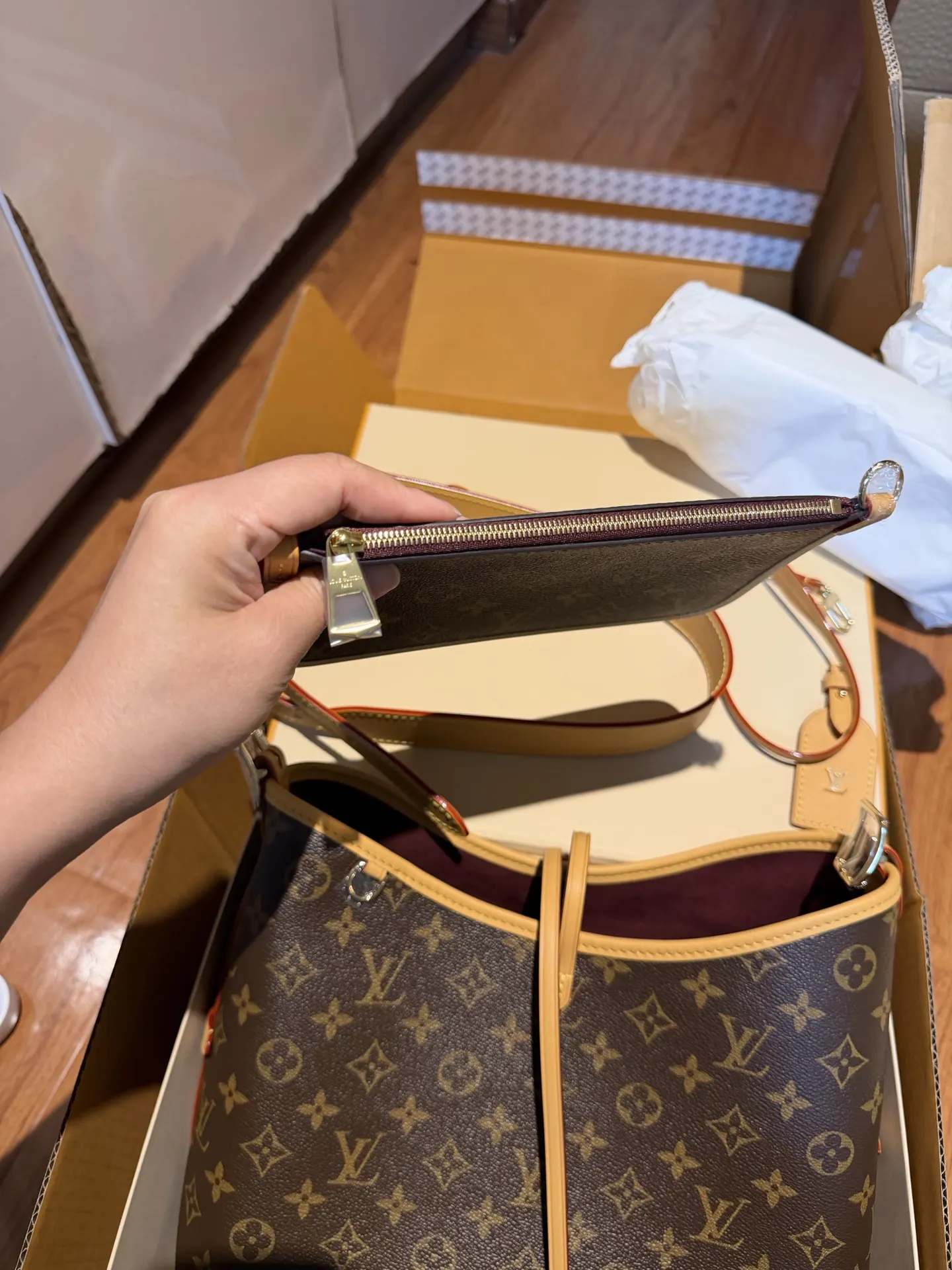Louis Vuitton M46203 手提包 实拍款03