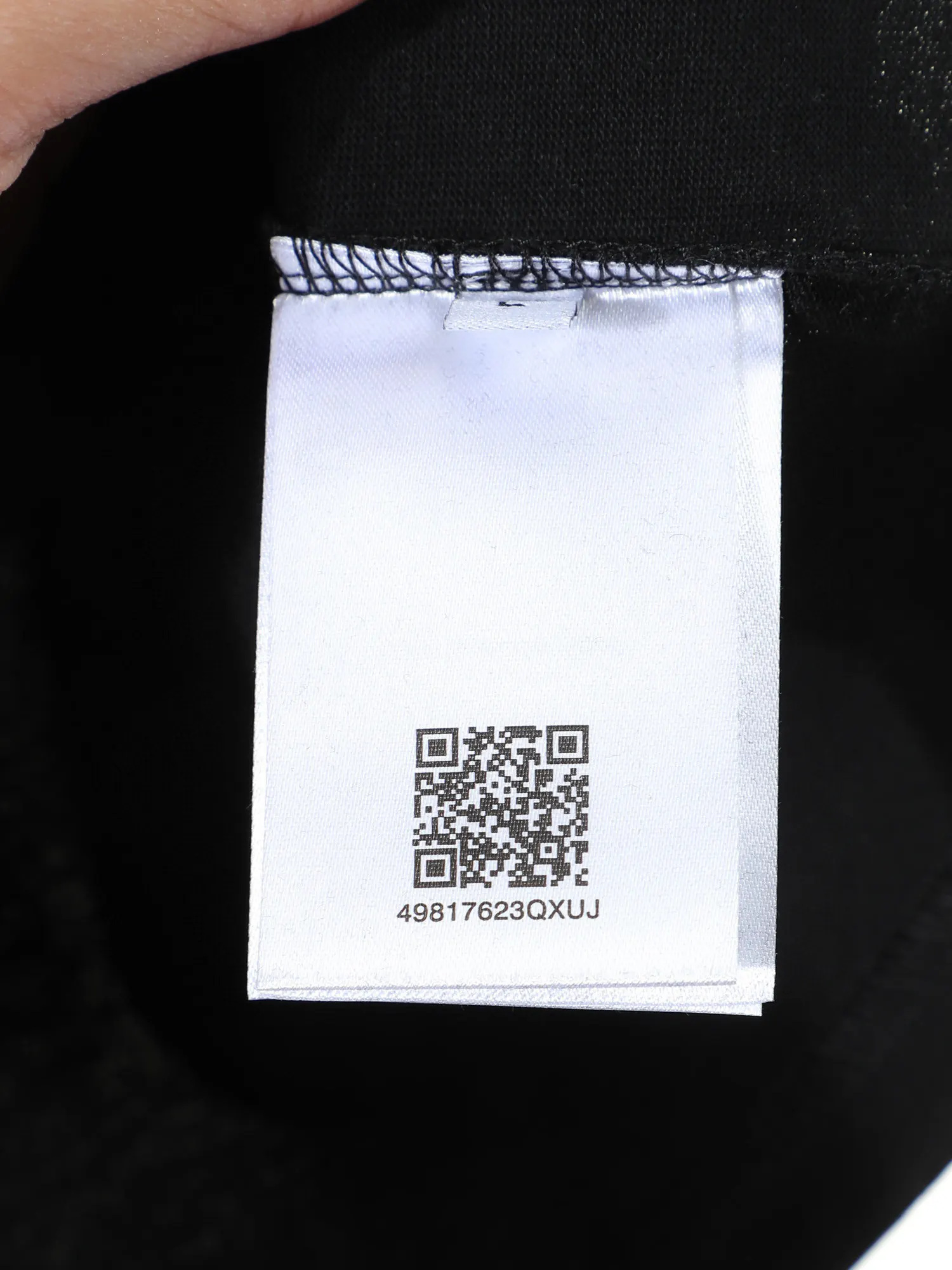 T-Shirt Versatile Image 9 T-Shirt Versatile Image 9