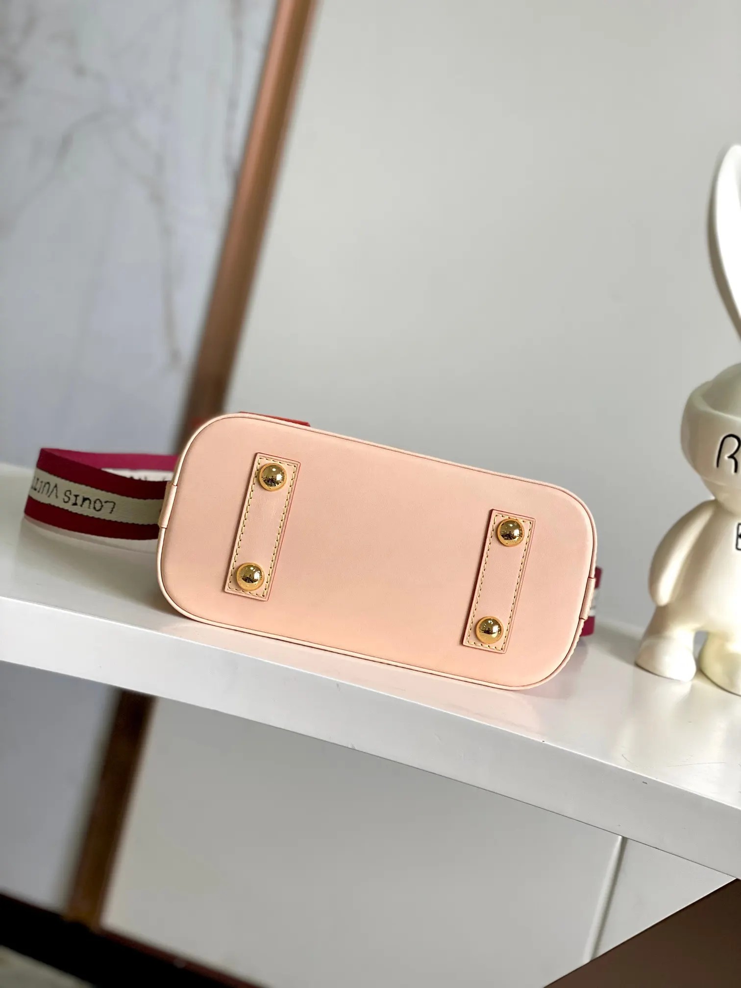 Louis Vuitton Alma 皮革 手提包