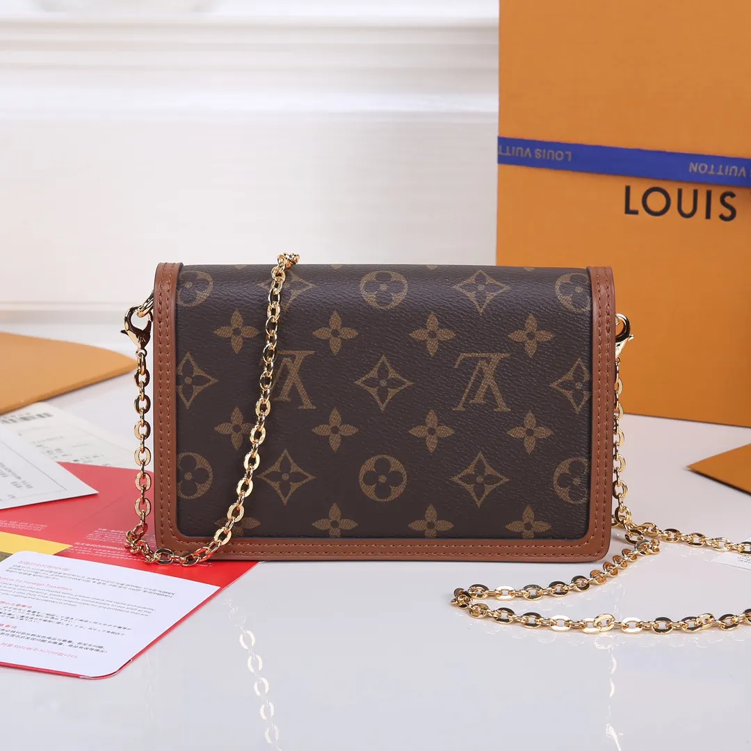 Louis Vuitton Chain Bag Leather