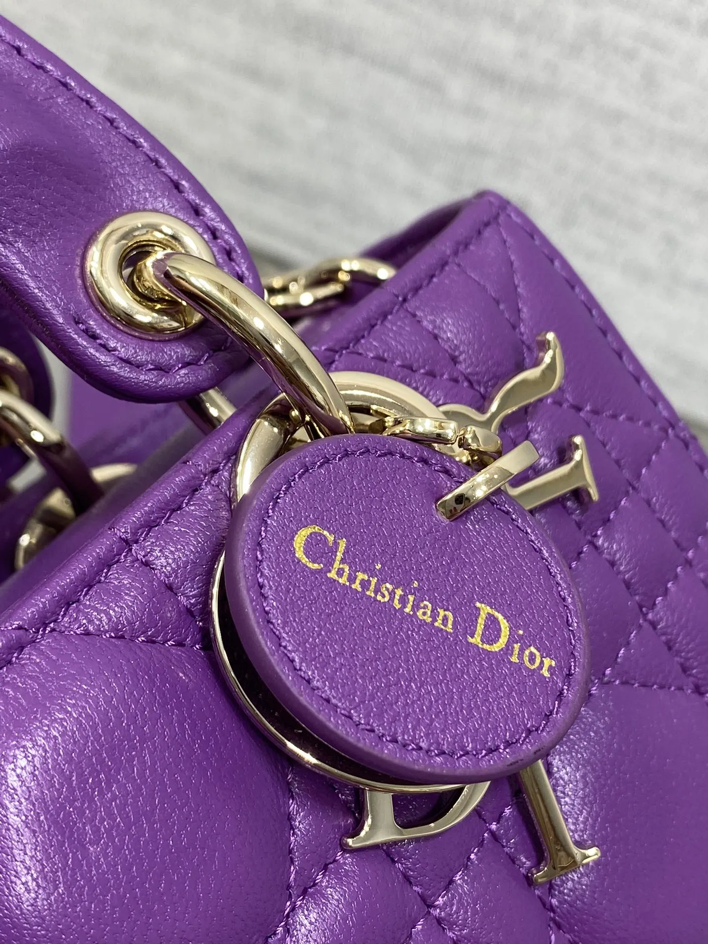 Dior 紫色 羊皮 进口 羊皮横款迷你戴妃包 紫色D Joy bag羊 鏈條包 精致鏈條款