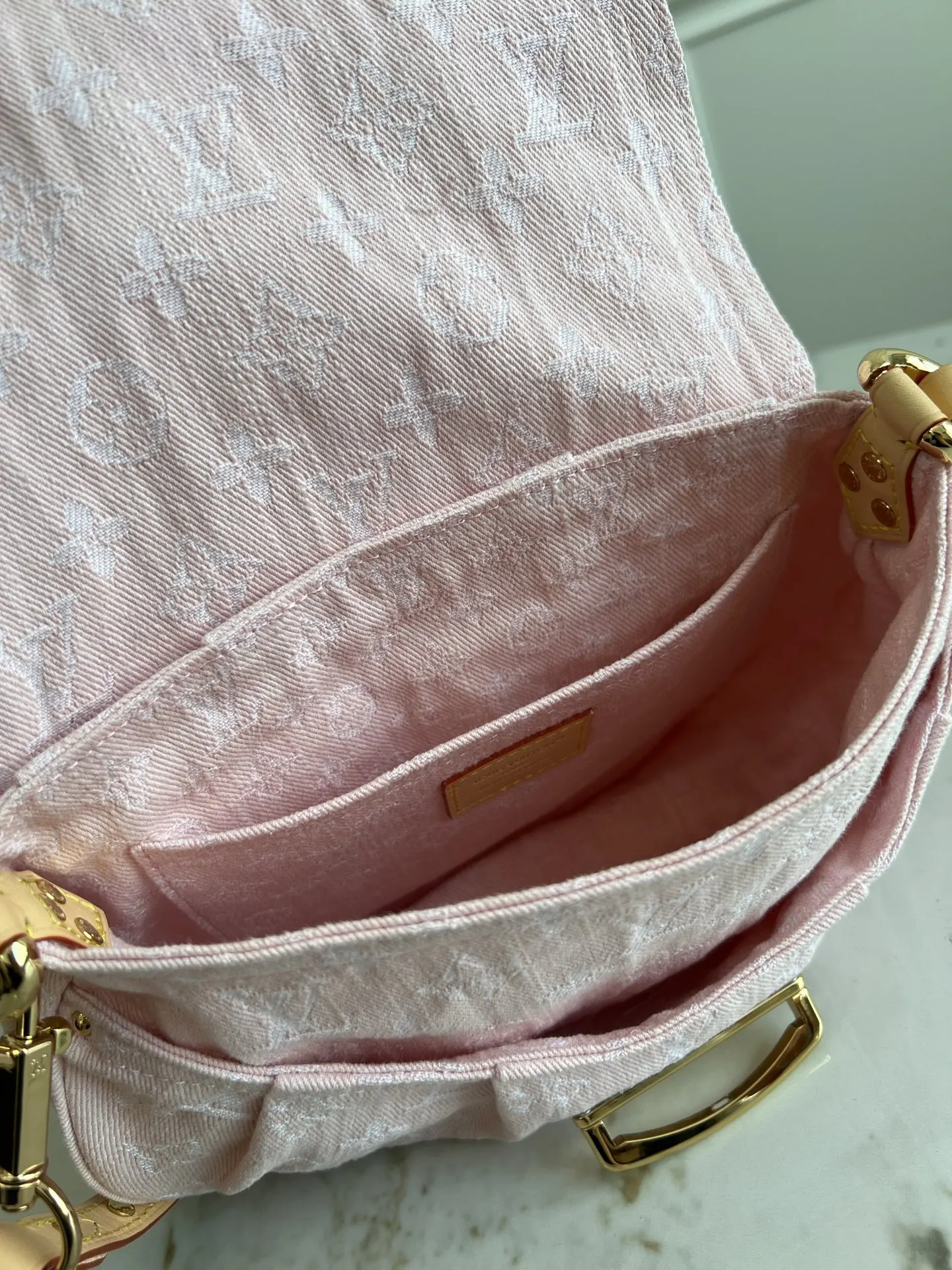 LV 粉色 斜挎包｜ORBUYBAG 岚奢包高端时尚精品