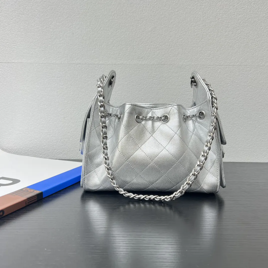 Chanel 22 小号 灰色 皮革 链条包