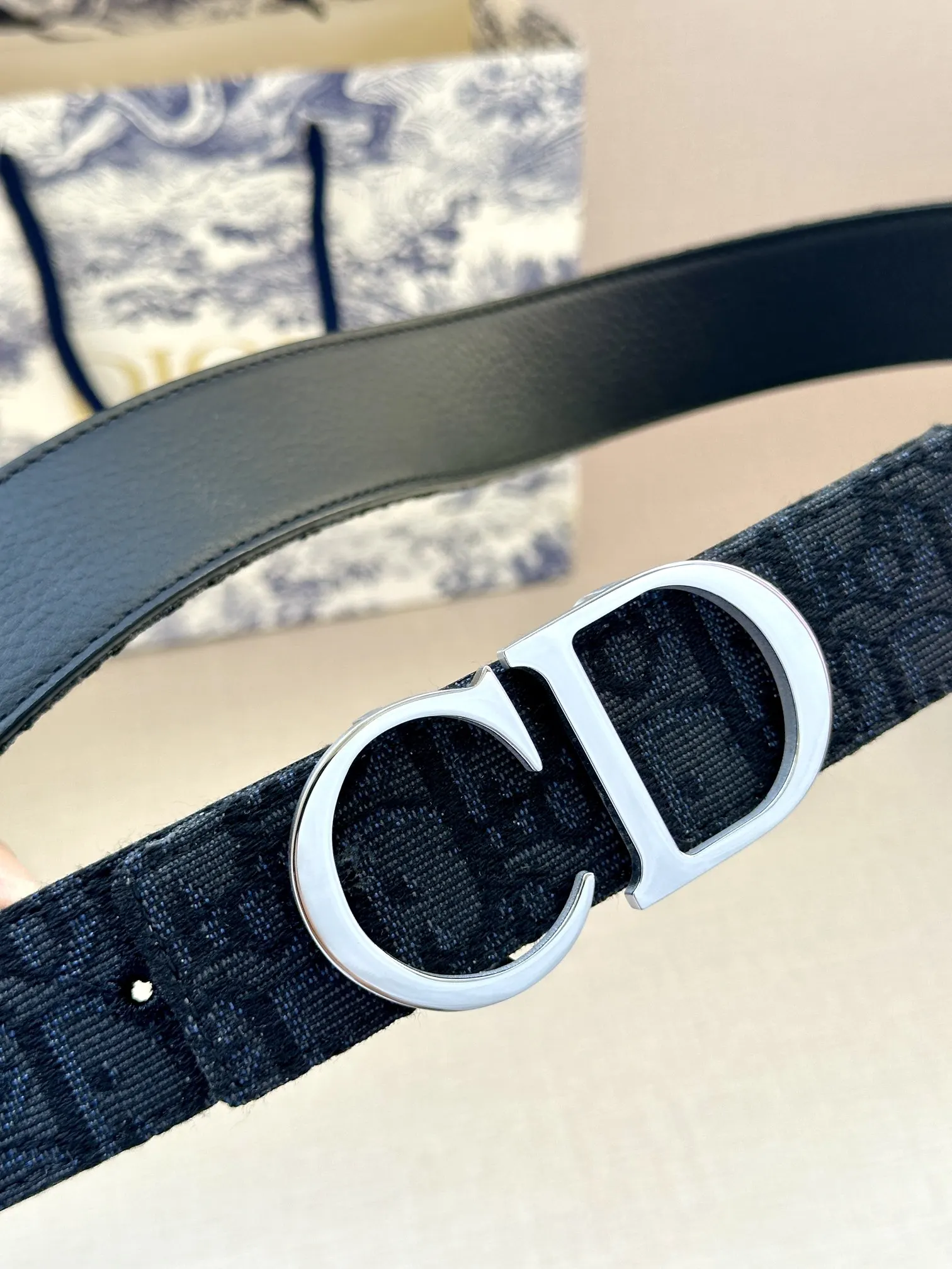 Dior 黑色Oblique腰带 CD金扣款