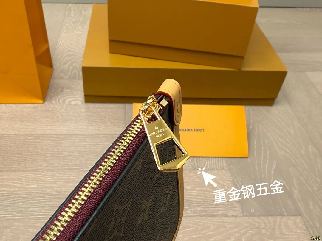 LV CarryAll 帆布 手拿包 精致手拿款