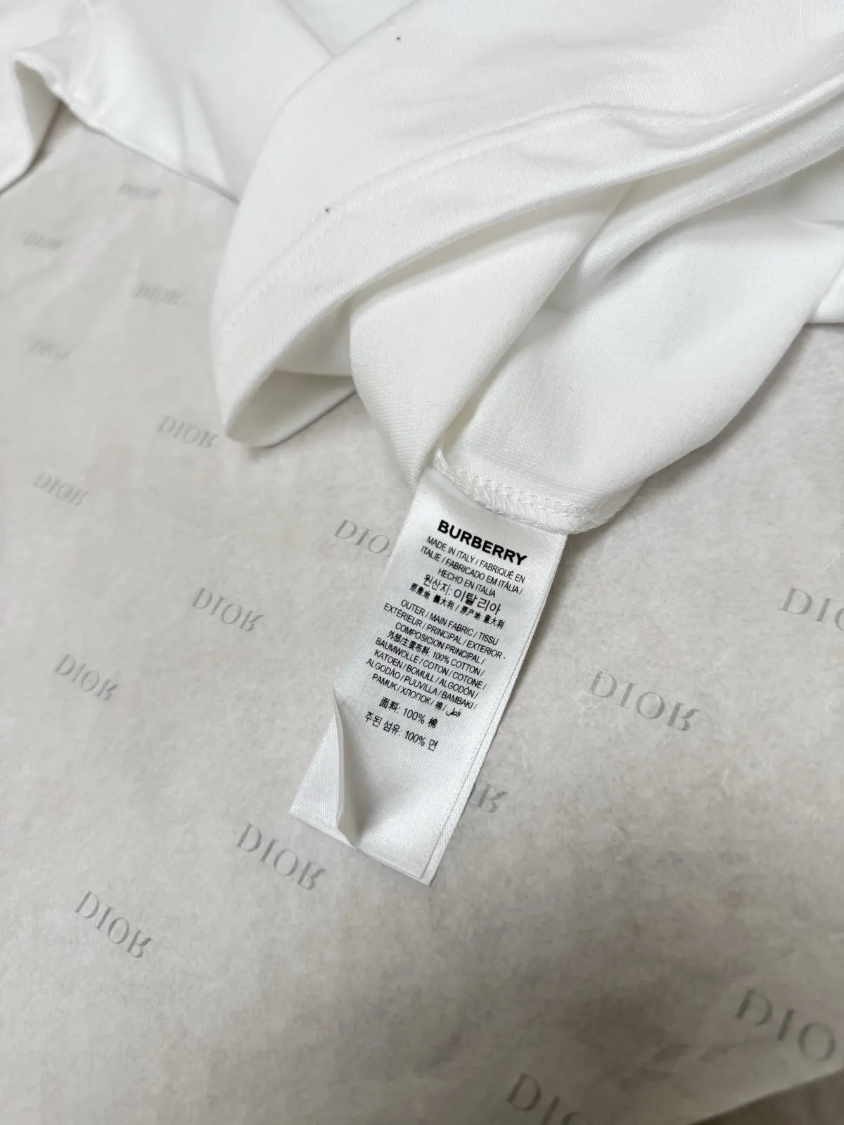 Burberry 白色 刺绣 格纹 短袖T恤 休闲百搭款