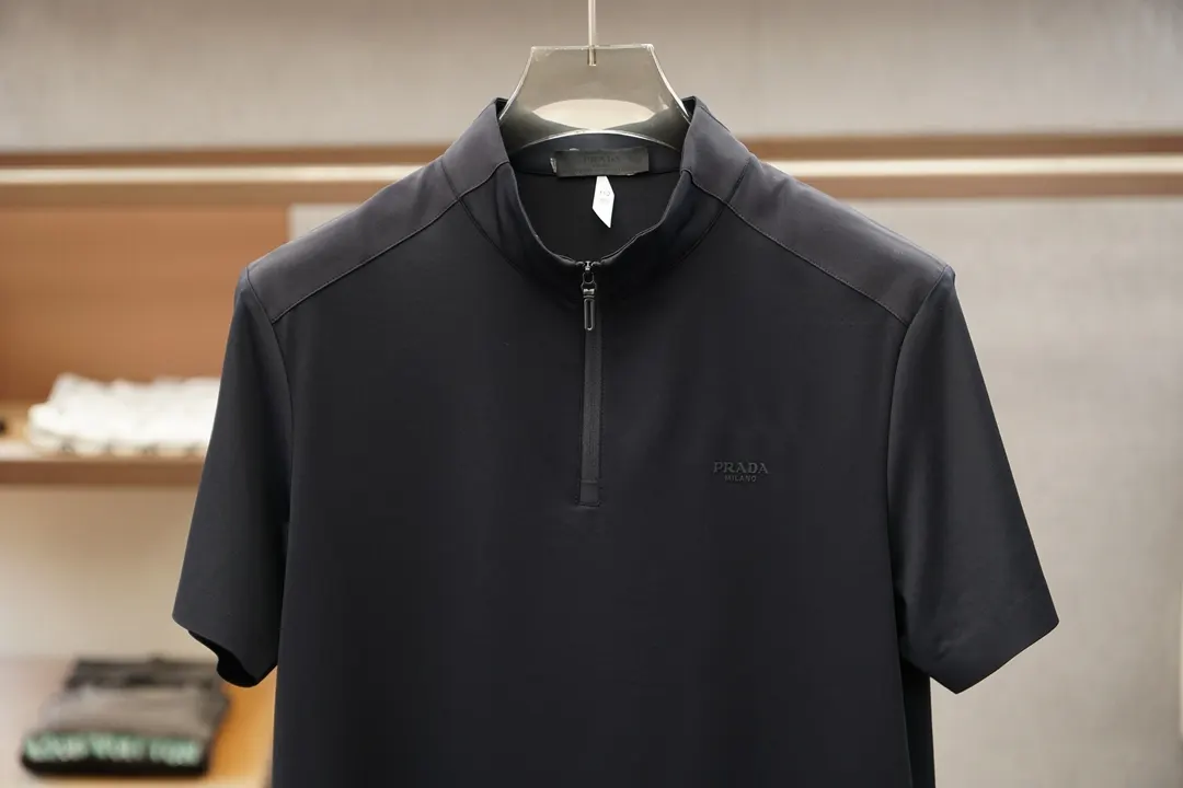 Prada Polo衫