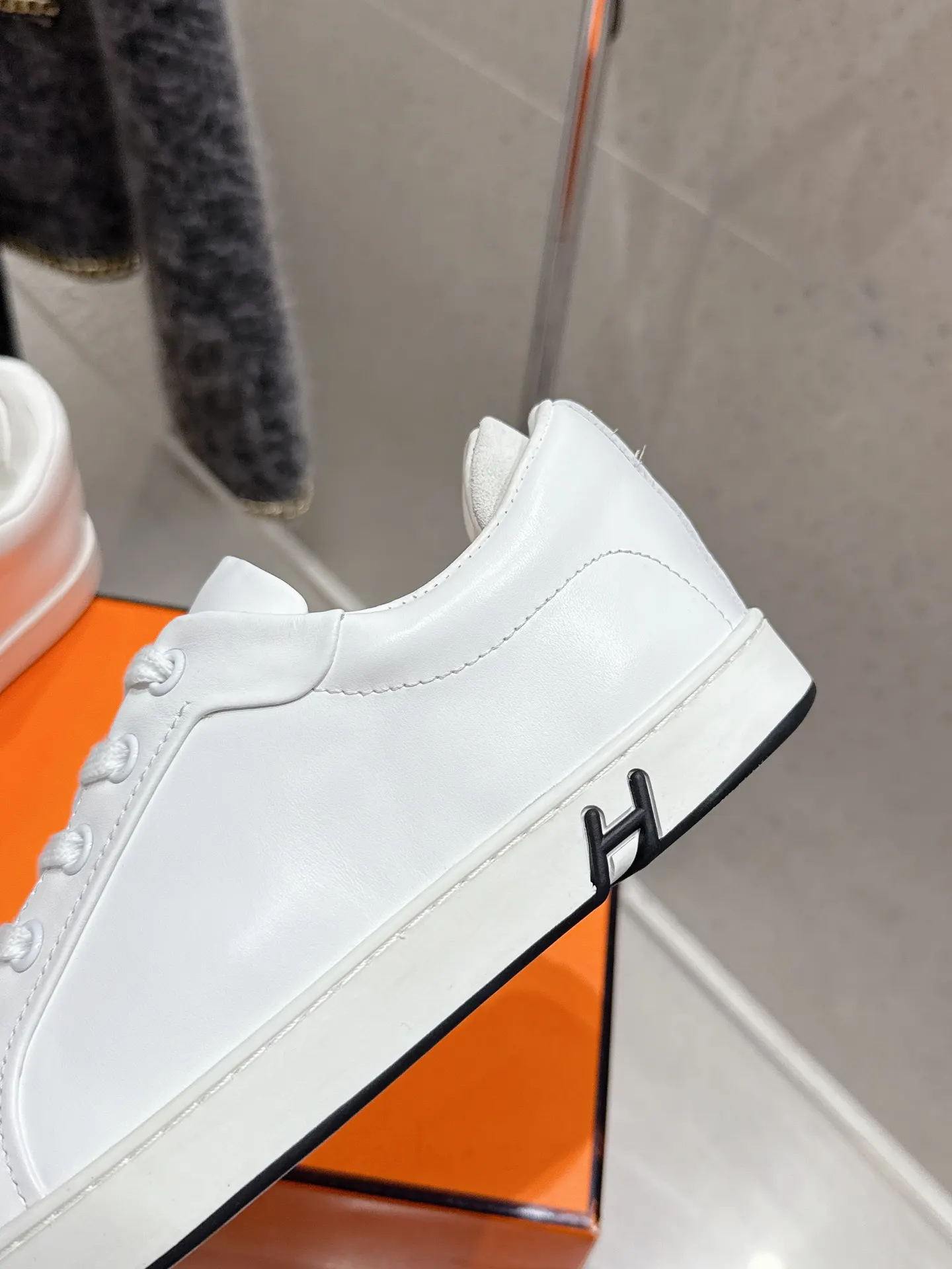 Hermès 绝对是最值得买的 羊皮 鞋履 舒適 運動鞋(數字7) Hermès 绝对是最值得买的 羊皮 鞋履 舒適 運動鞋(數字7)