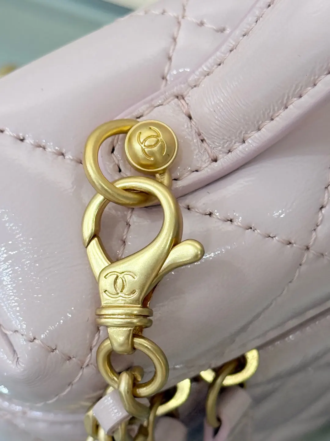 Chanel 油蠟羊皮19 Bag鏈條包 單肩斜挎