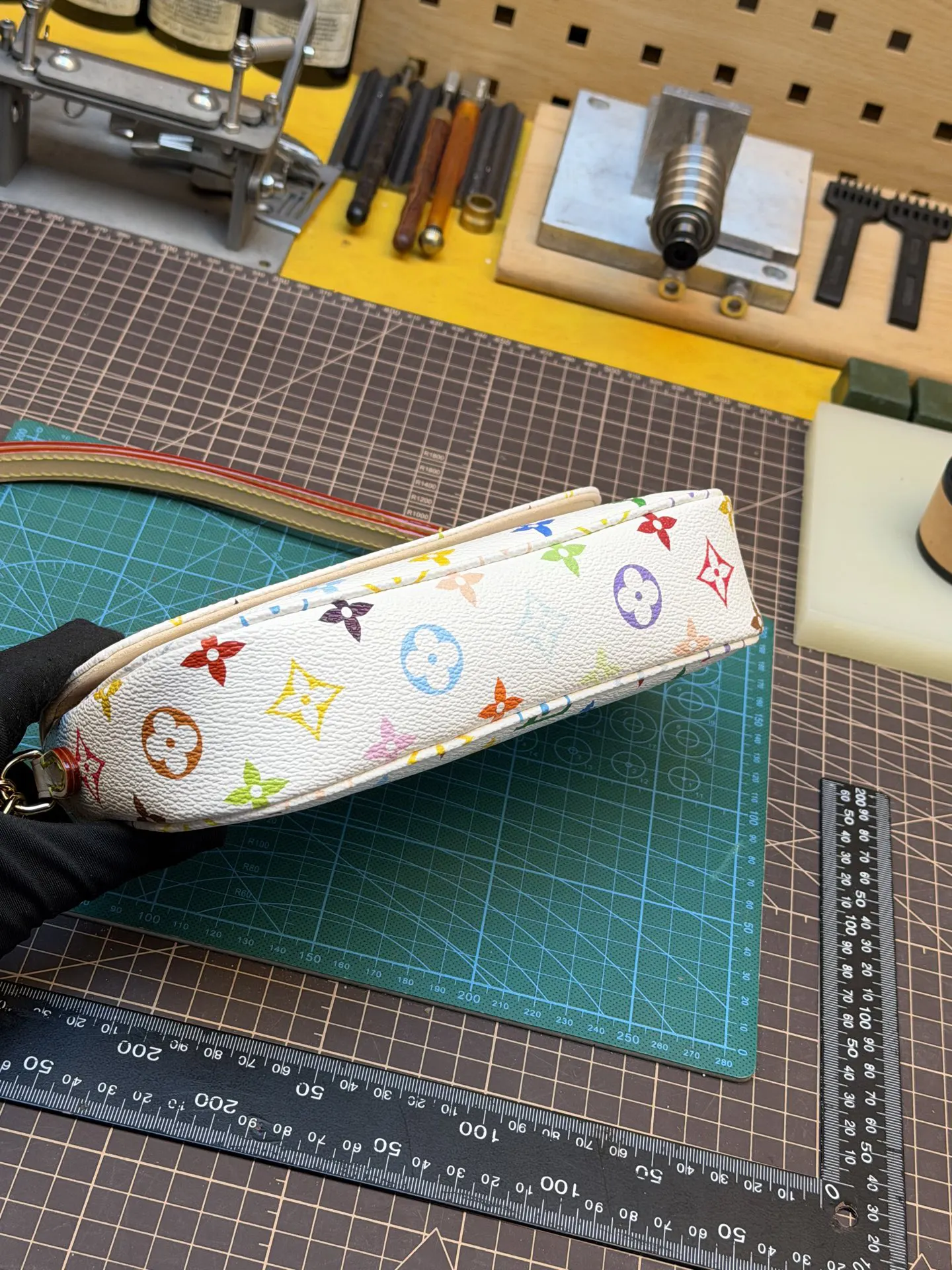 LV 帆布 鏈條包 精致鏈條款