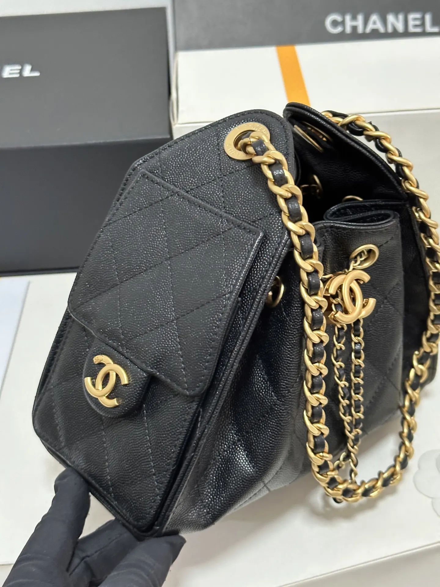 Chanel Black White Hobo Shoulder Bag Vintage Leather