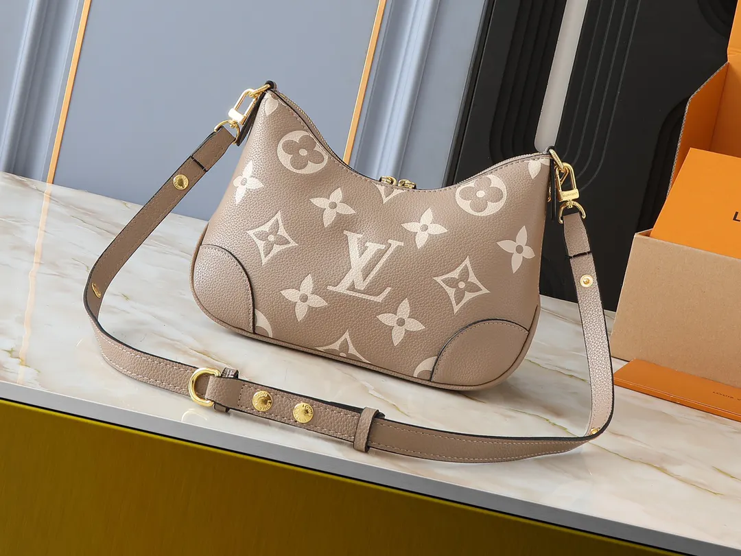Gold Chain Bag Canvas